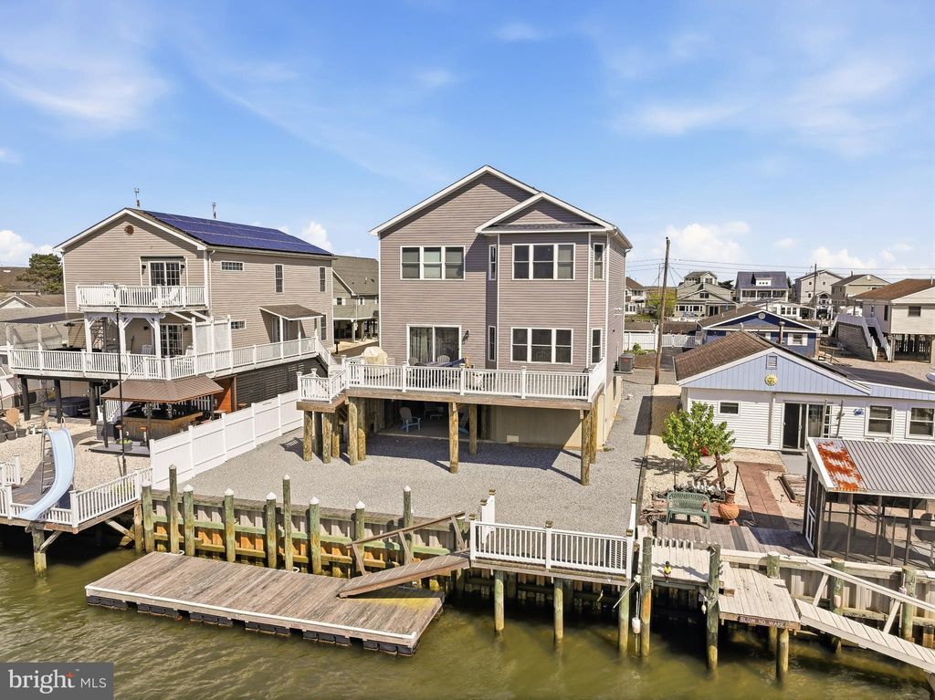 Photo of 139 N Spinnaker Drive, LITTLE EGG HARBOR TWP, NJ 08087 (MLS # NJOC2041424)