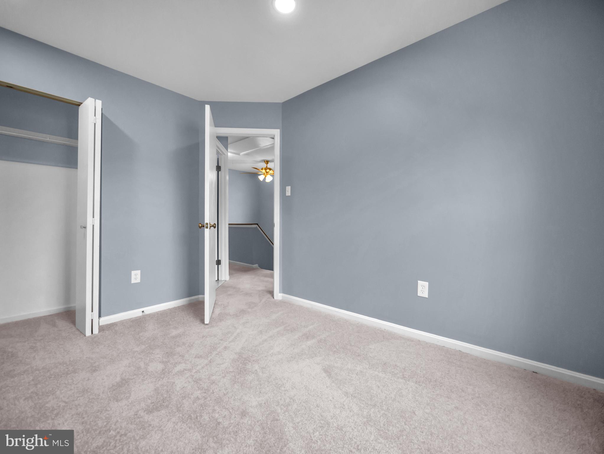 TOLL HOUSE - Residential