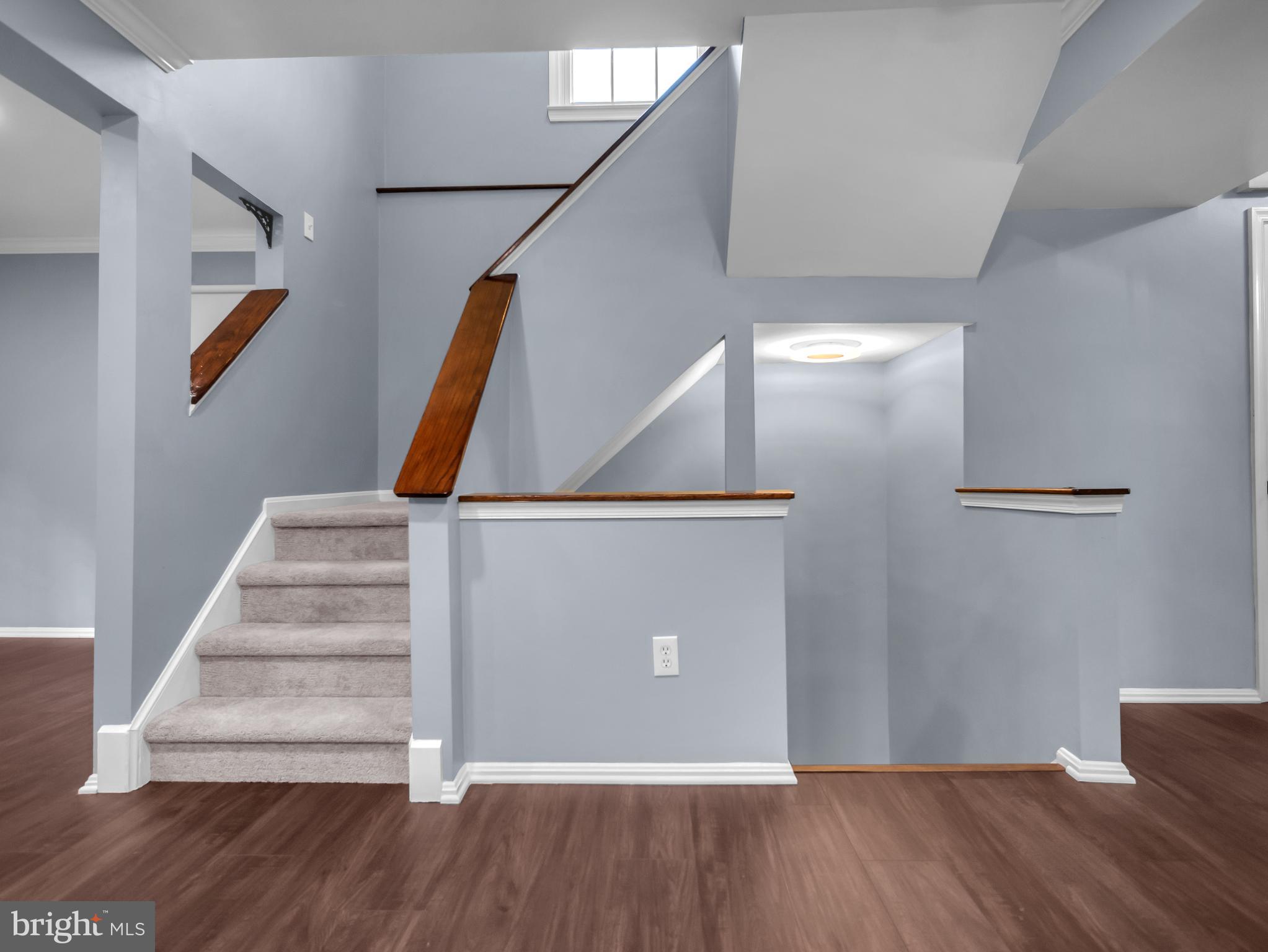 TOLL HOUSE - Residential