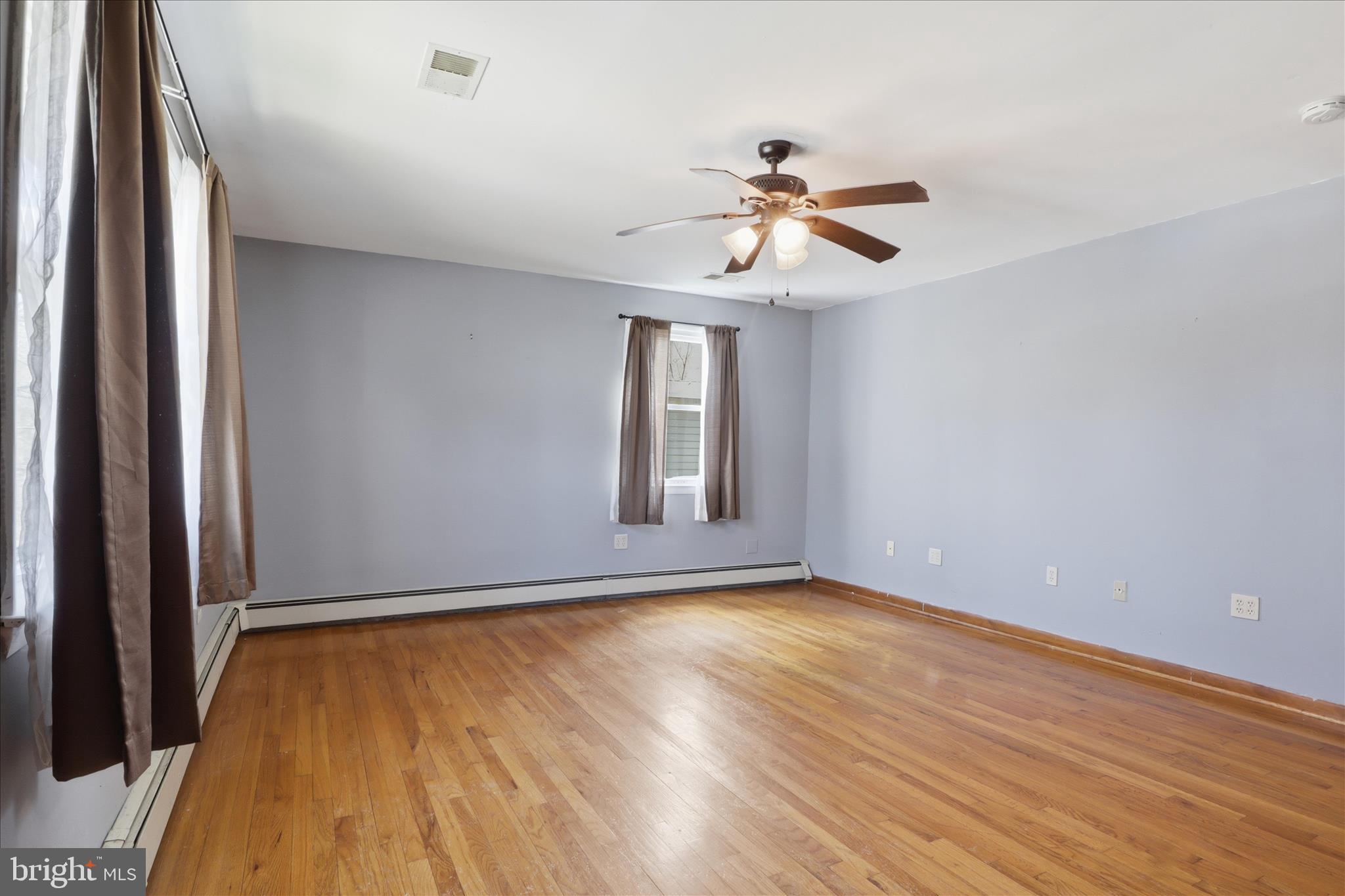 EDWARDS - Residential