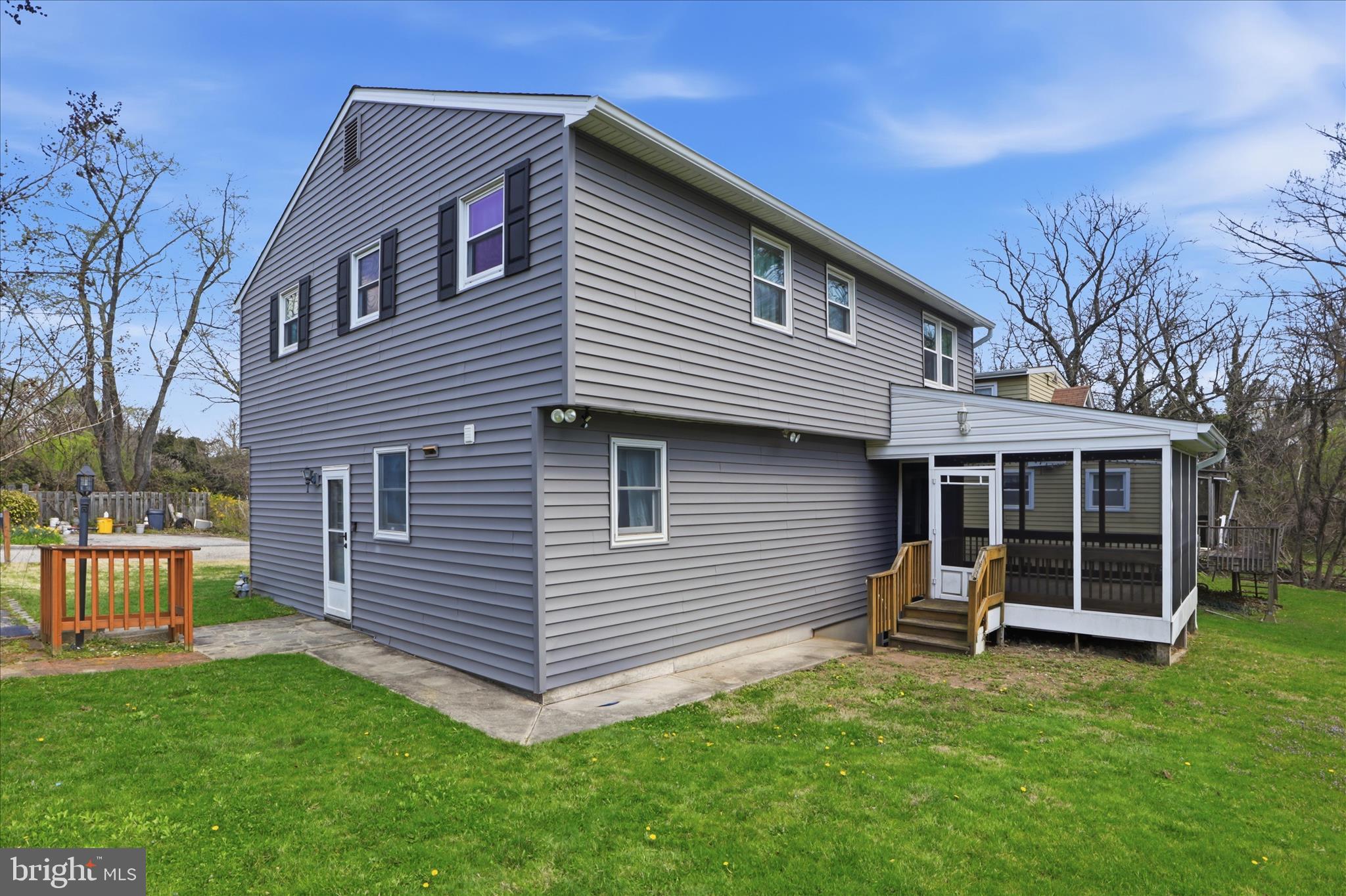 EDWARDS - Residential