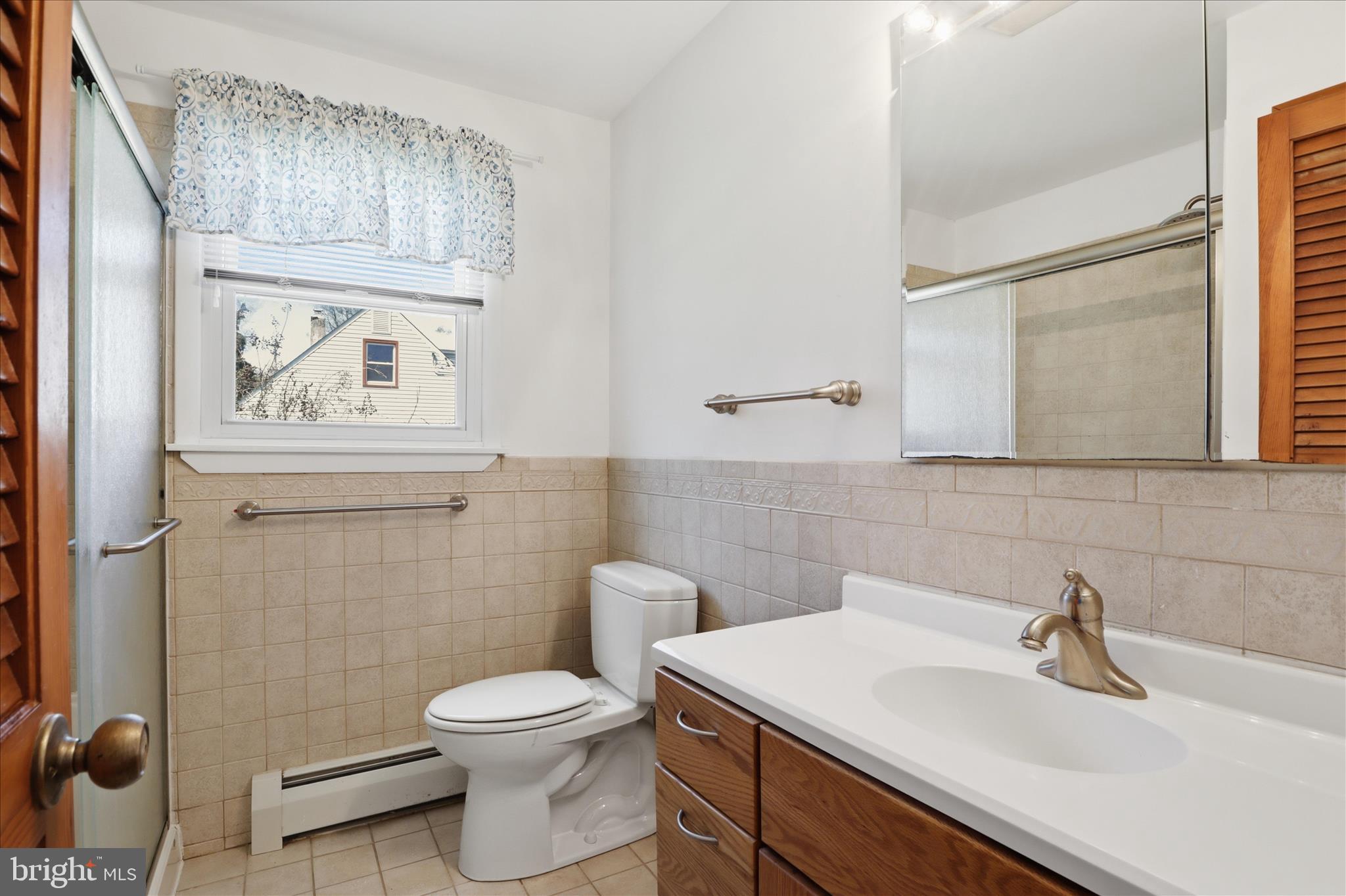 EDWARDS - Residential