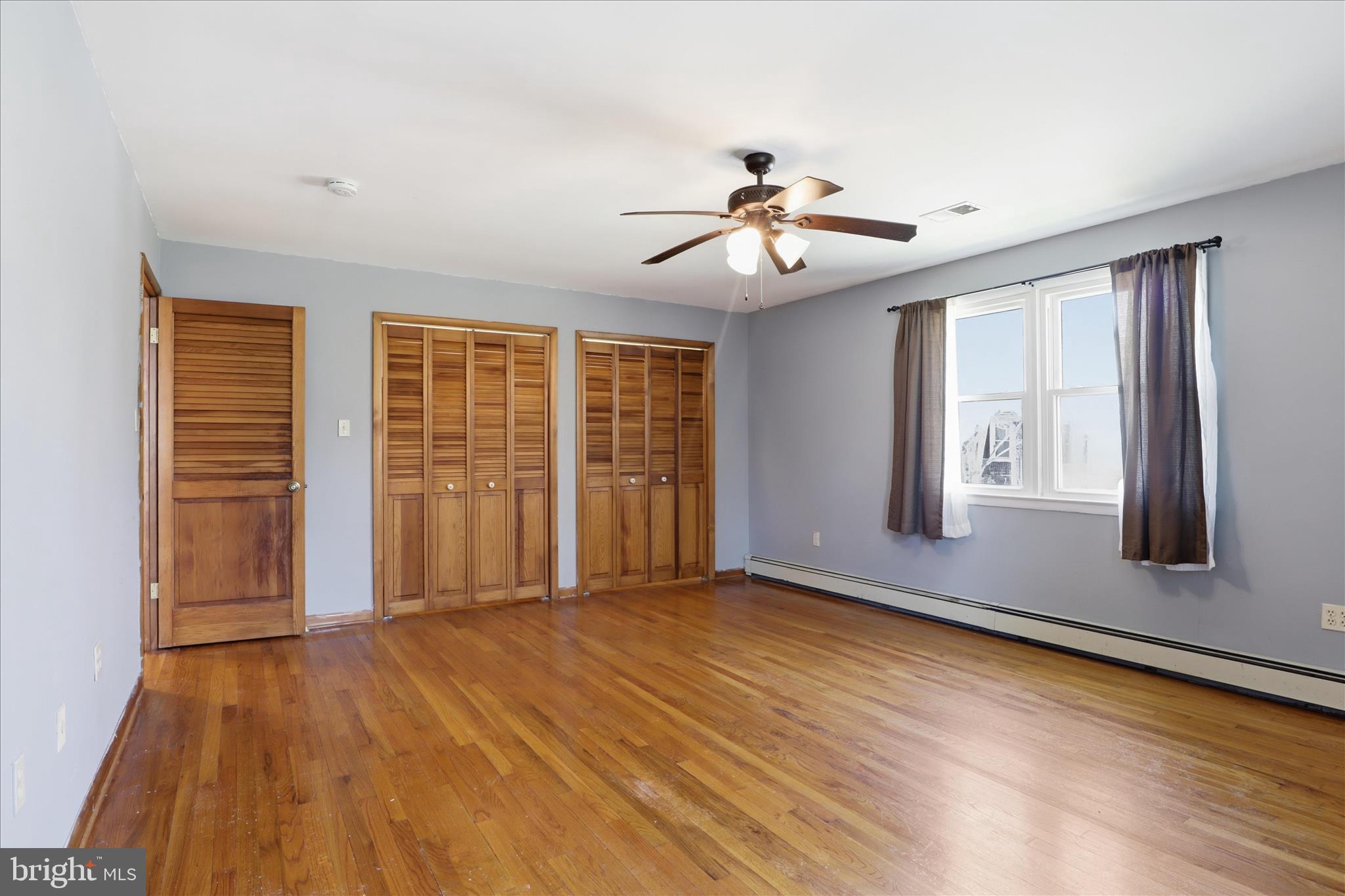 EDWARDS - Residential