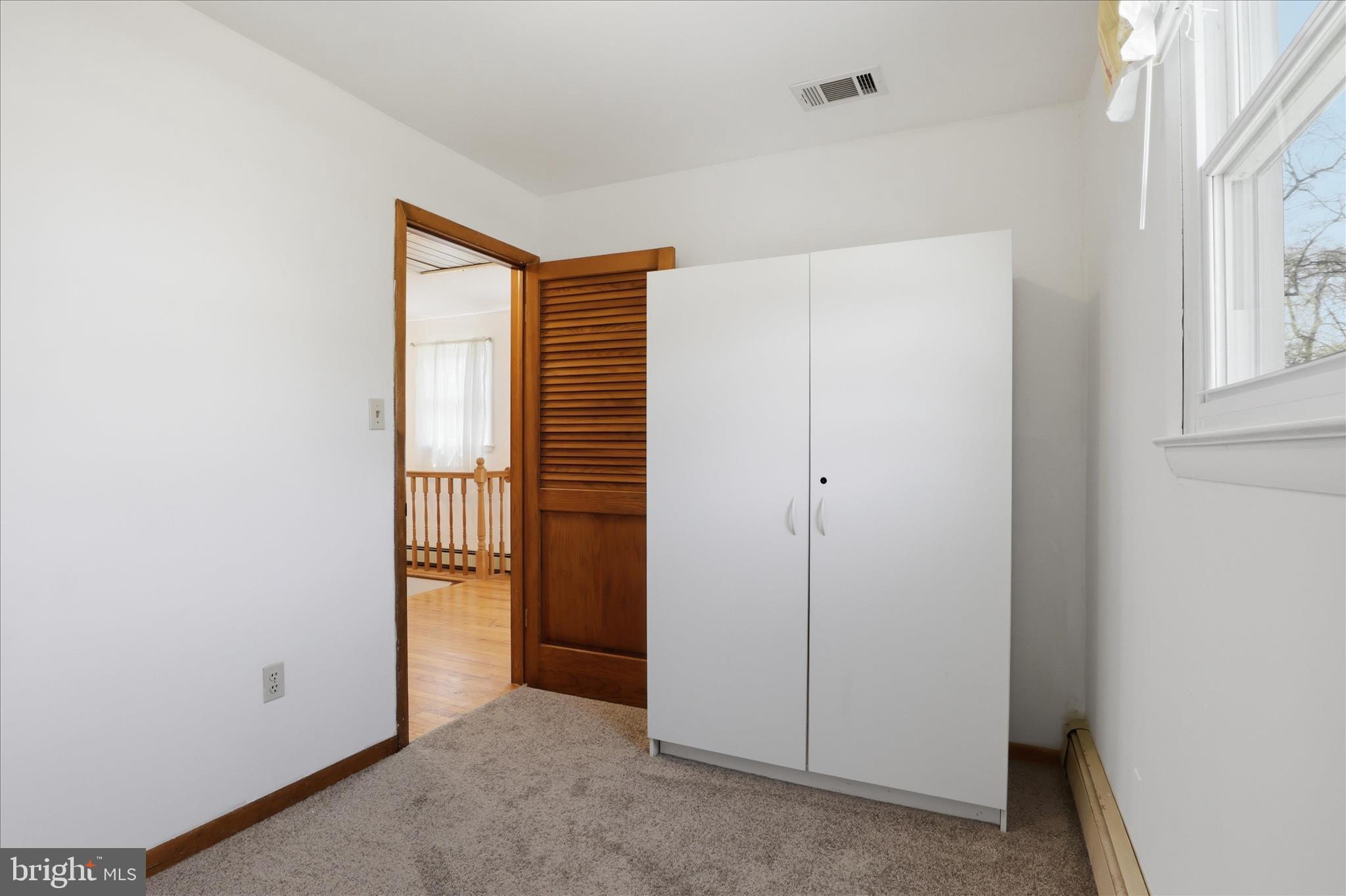 EDWARDS - Residential