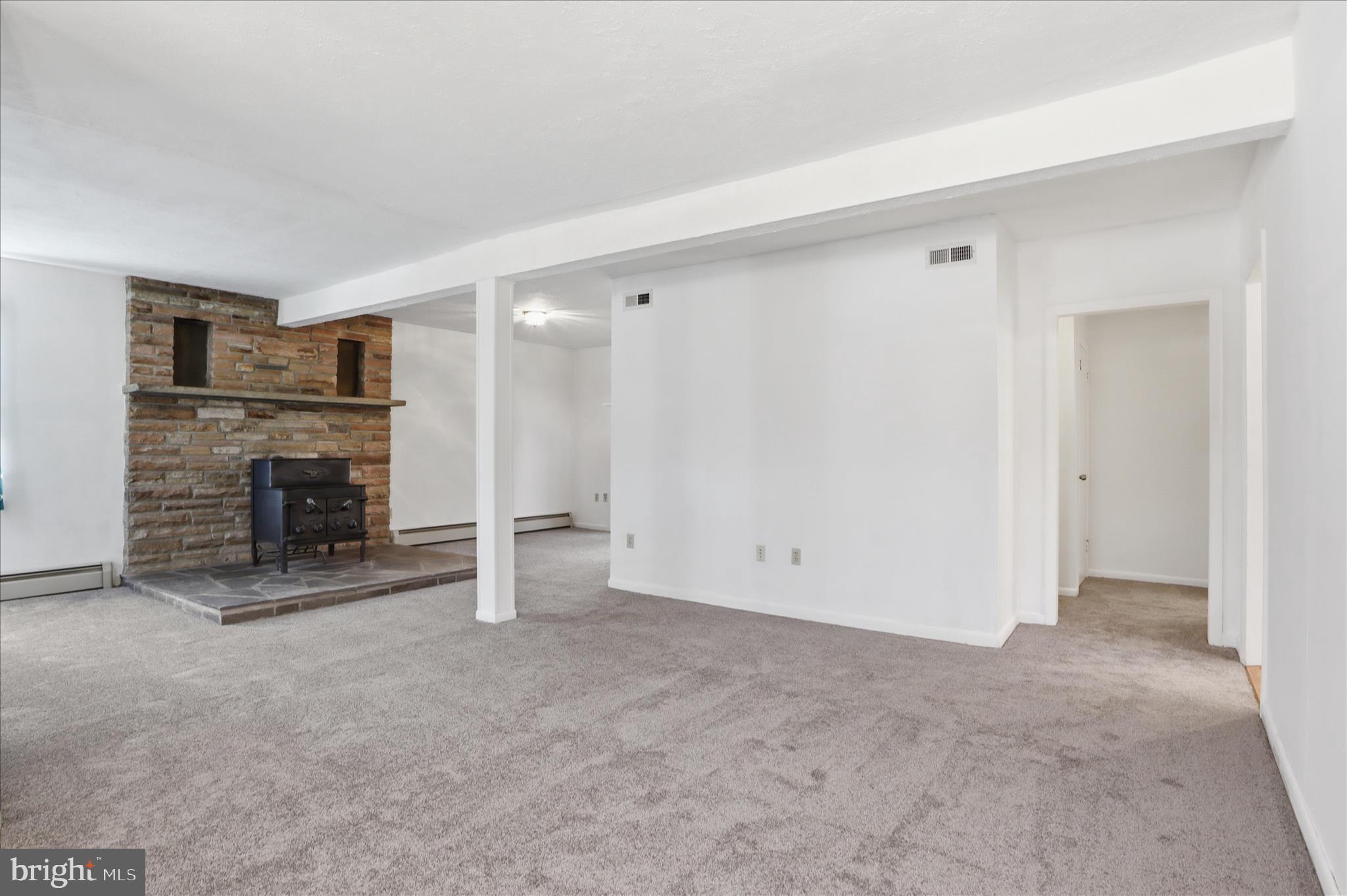 EDWARDS - Residential