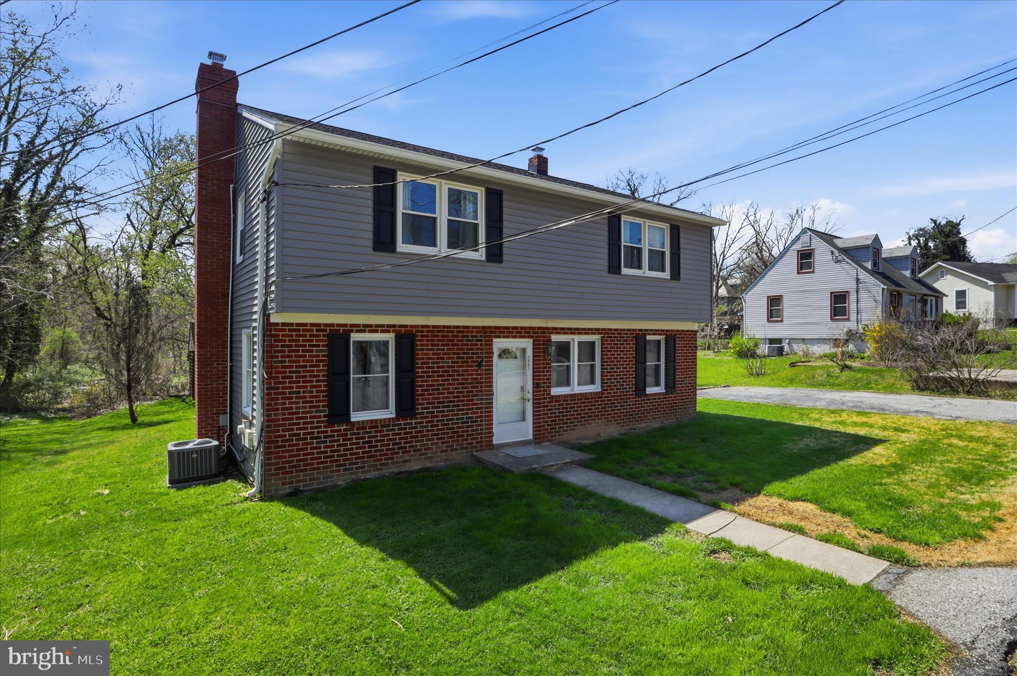 EDWARDS - Residential