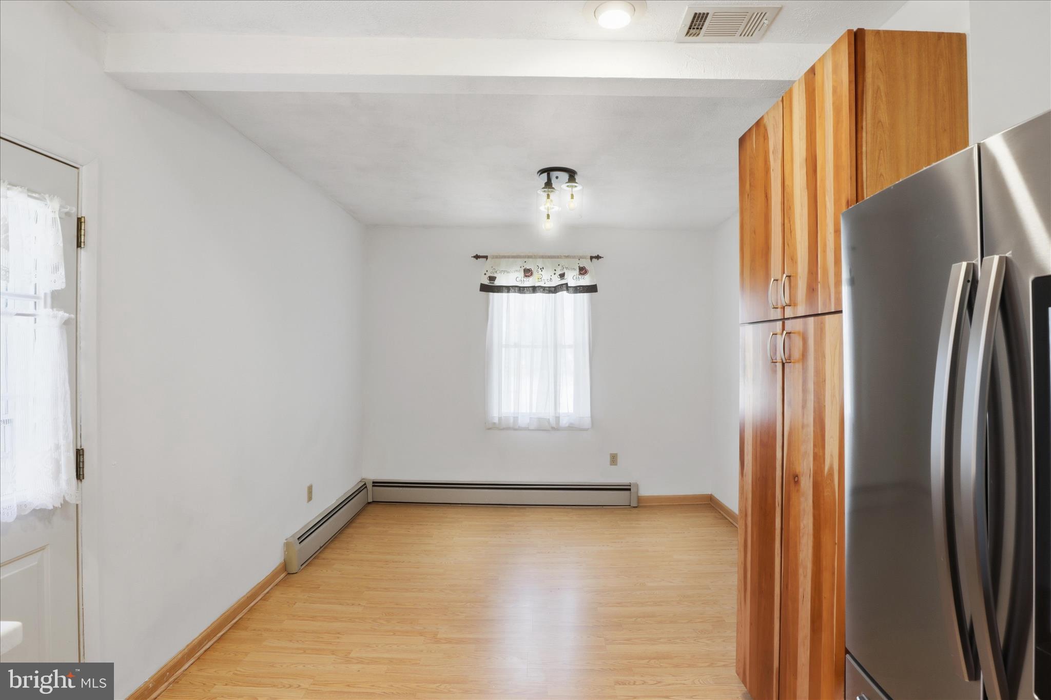 EDWARDS - Residential