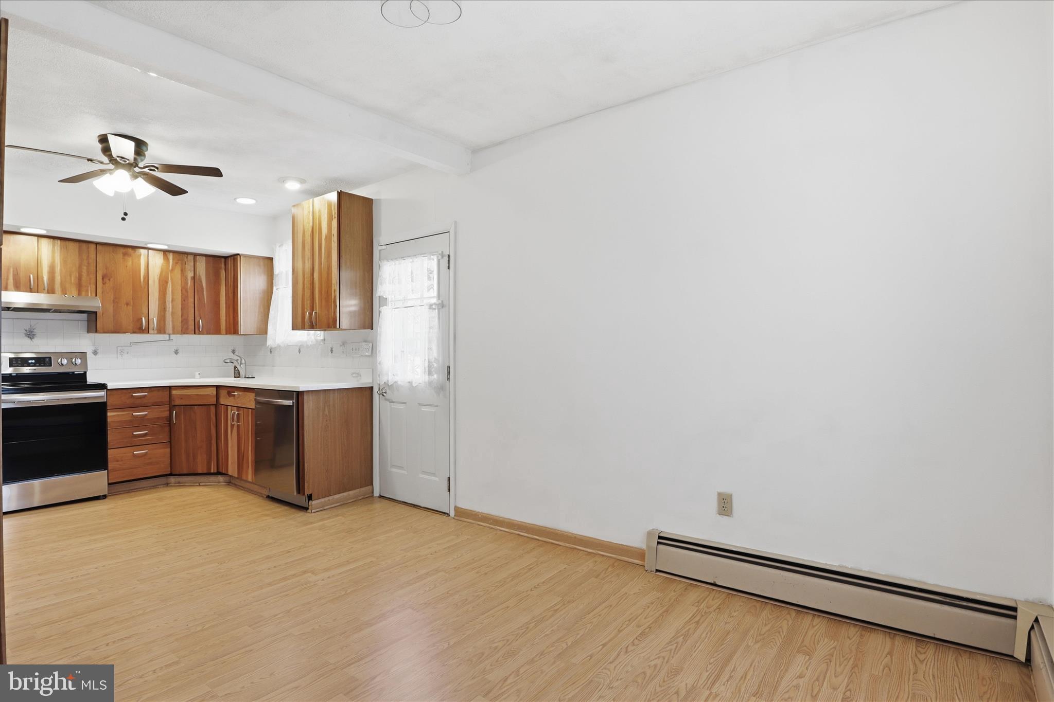 EDWARDS - Residential