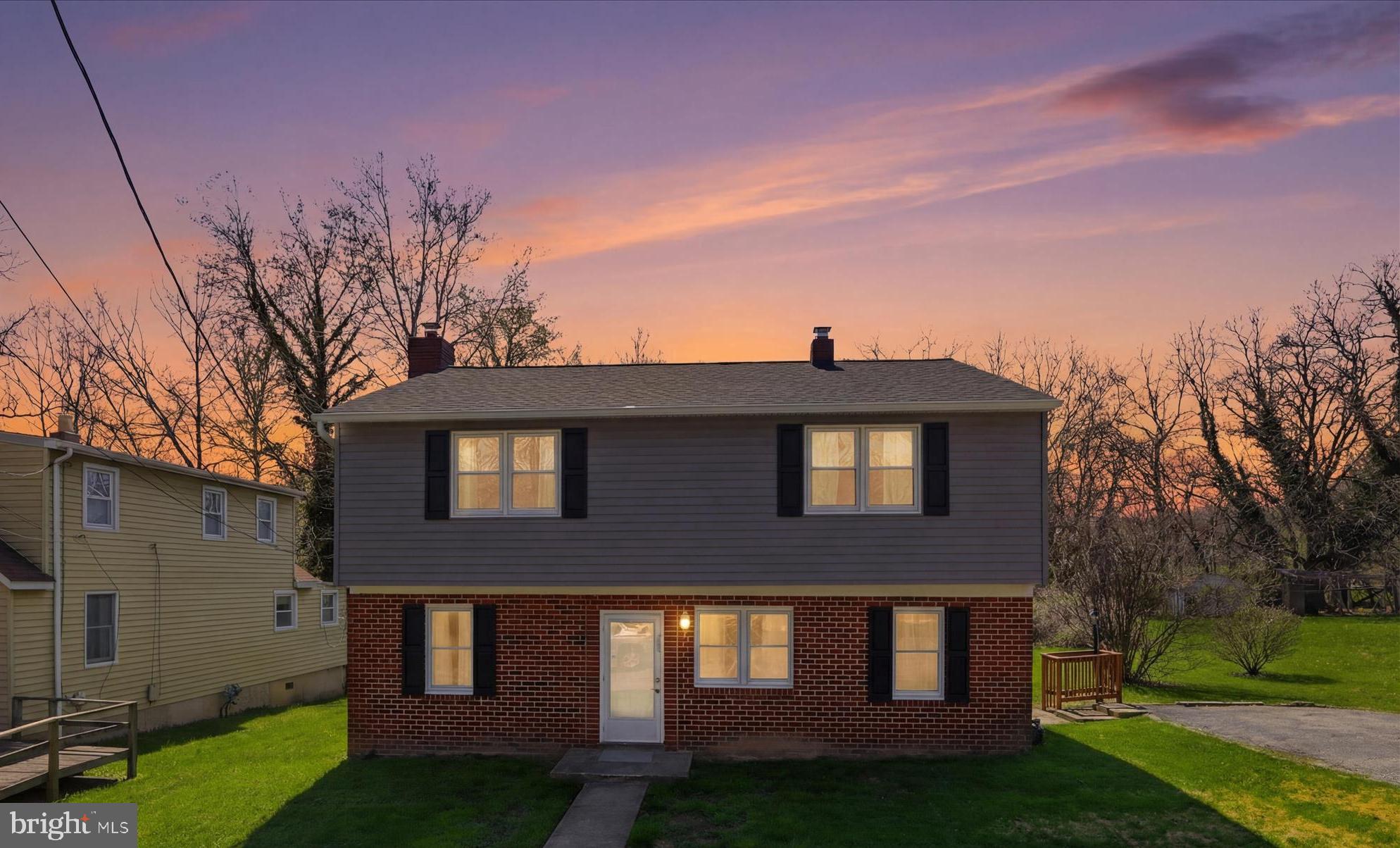 EDWARDS - Residential