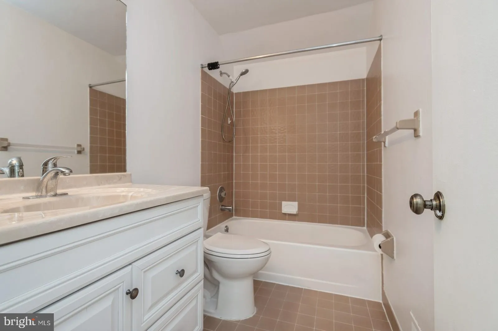 Princeton, New Jersey 08540, United States, 3 Bedrooms Bedrooms, ,3 BathroomsBathrooms,Residential,Active,131366