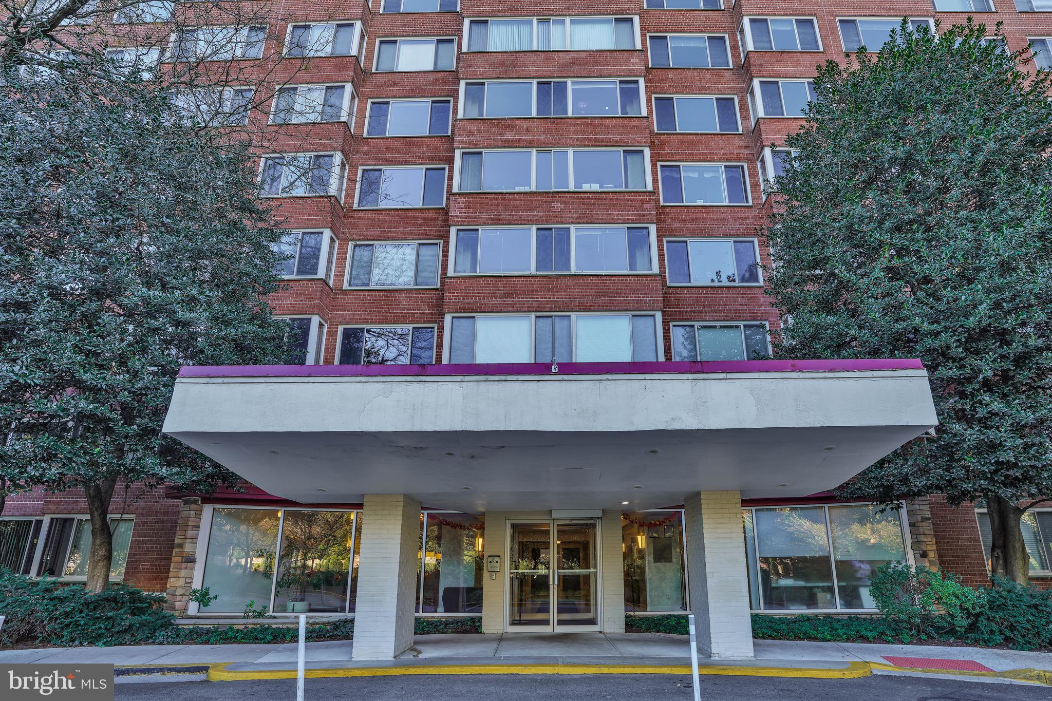 4000 TUNLAW ROAD NW 220