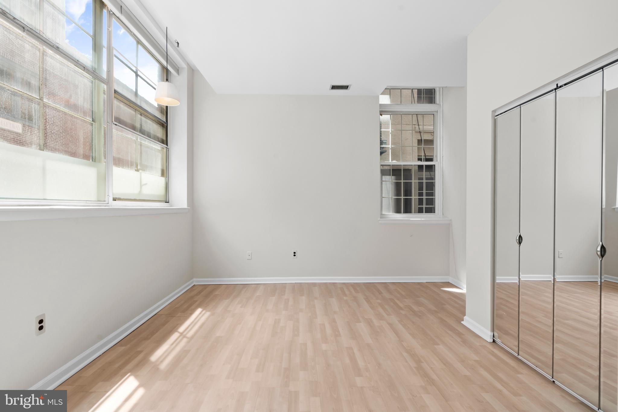 PHILADELPHIA - Residential Lease