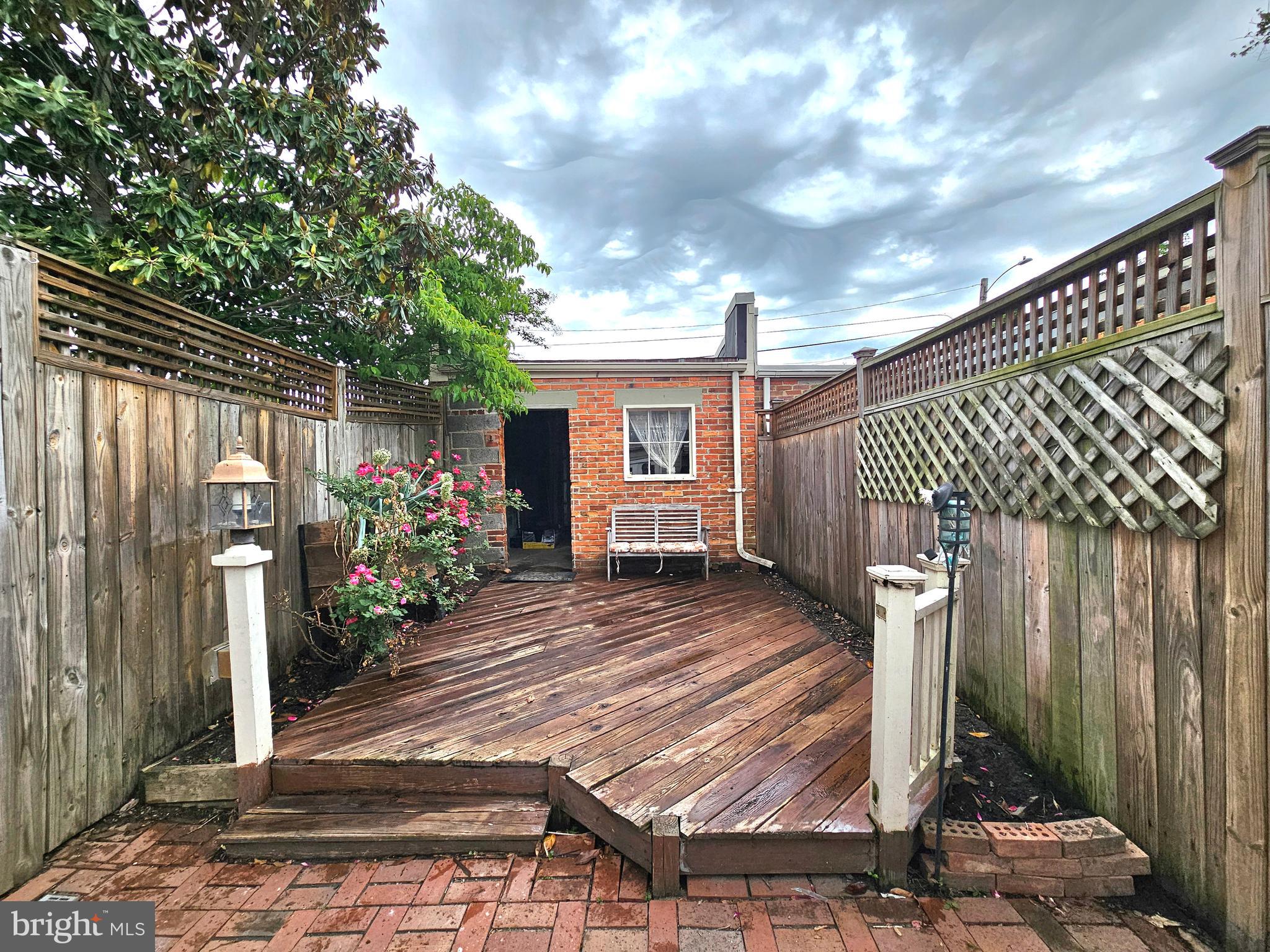 OLD TOWN ALEXANDRIA - Residential Lease