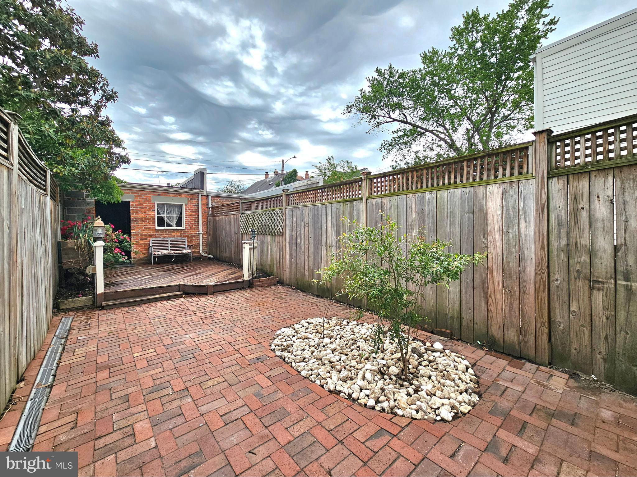 OLD TOWN ALEXANDRIA - Residential Lease