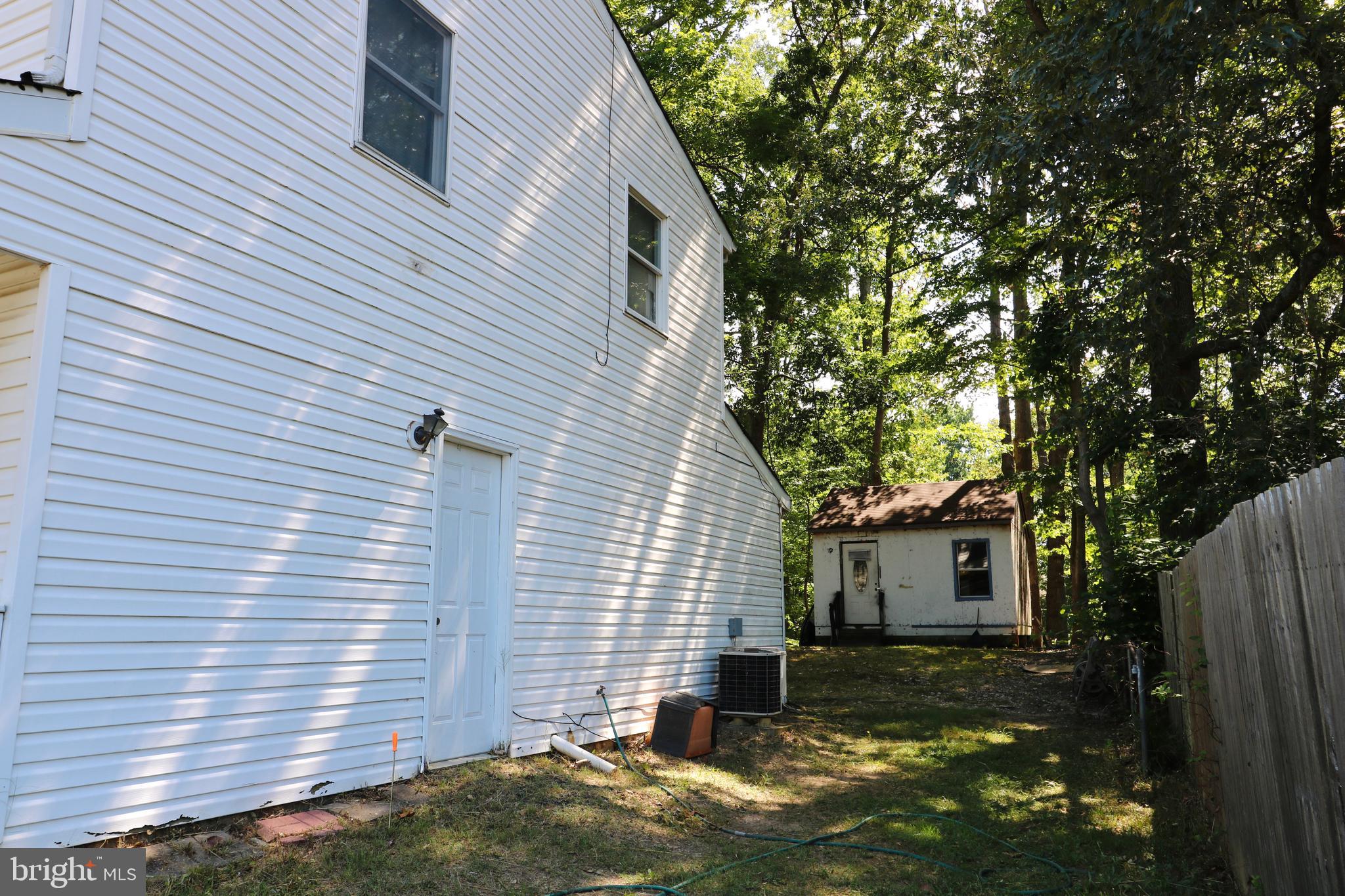 DALE CITY - Residential