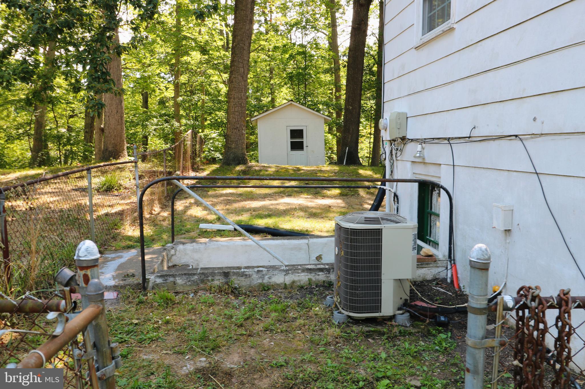 DALE CITY - Residential