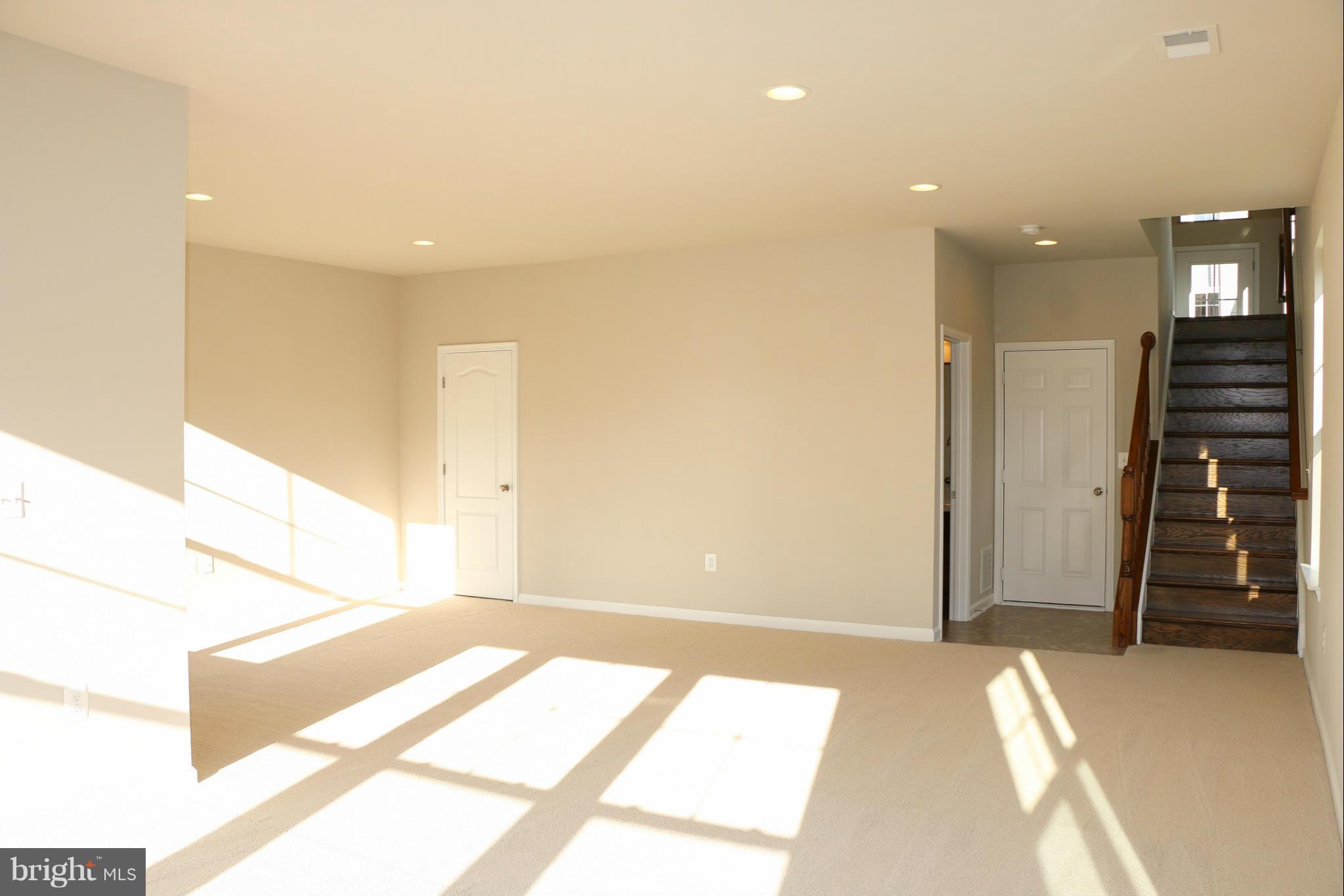 COLONIAL FORGE AT AUGUSTINE - Residential