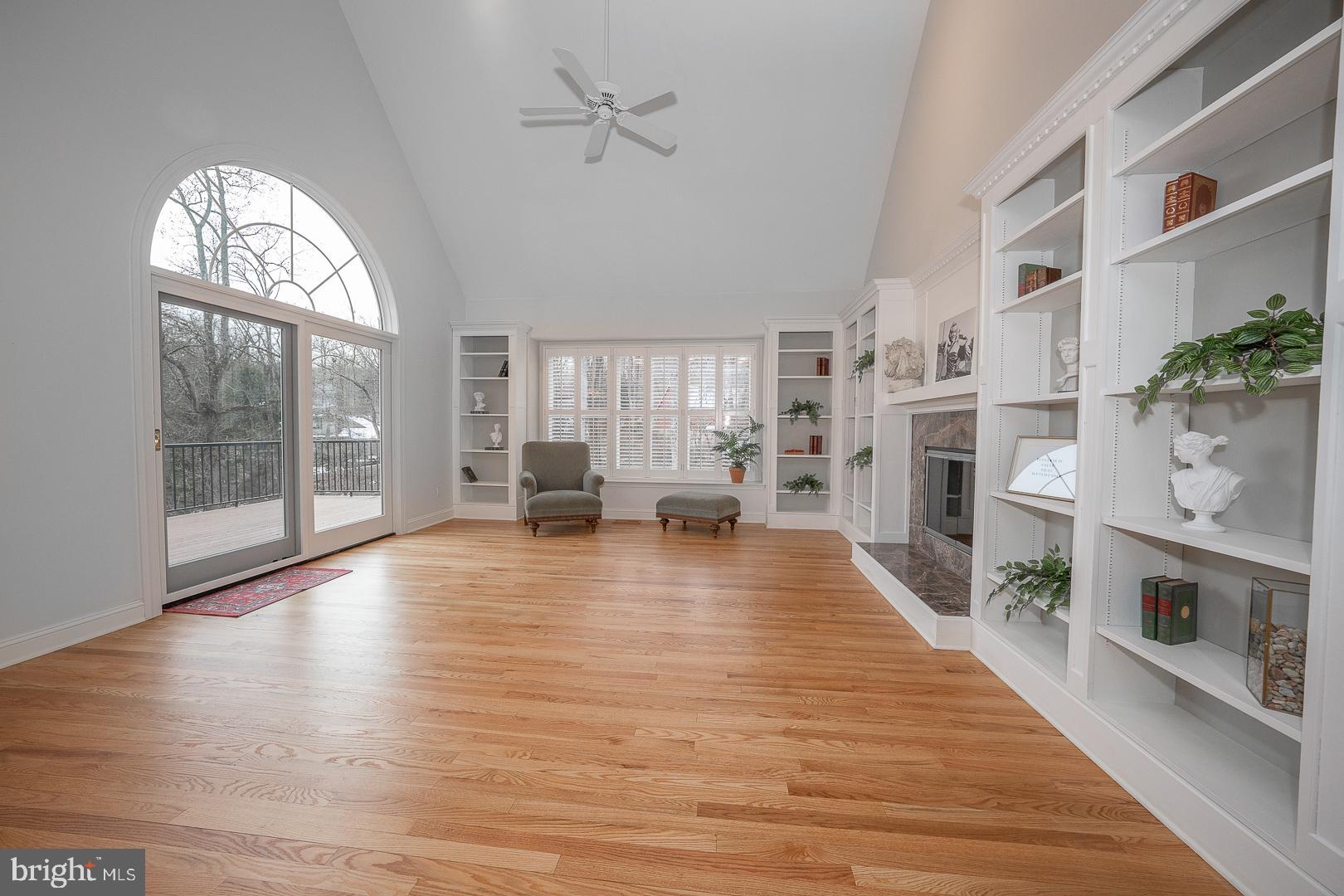 SUNWOOD FARM - Residential