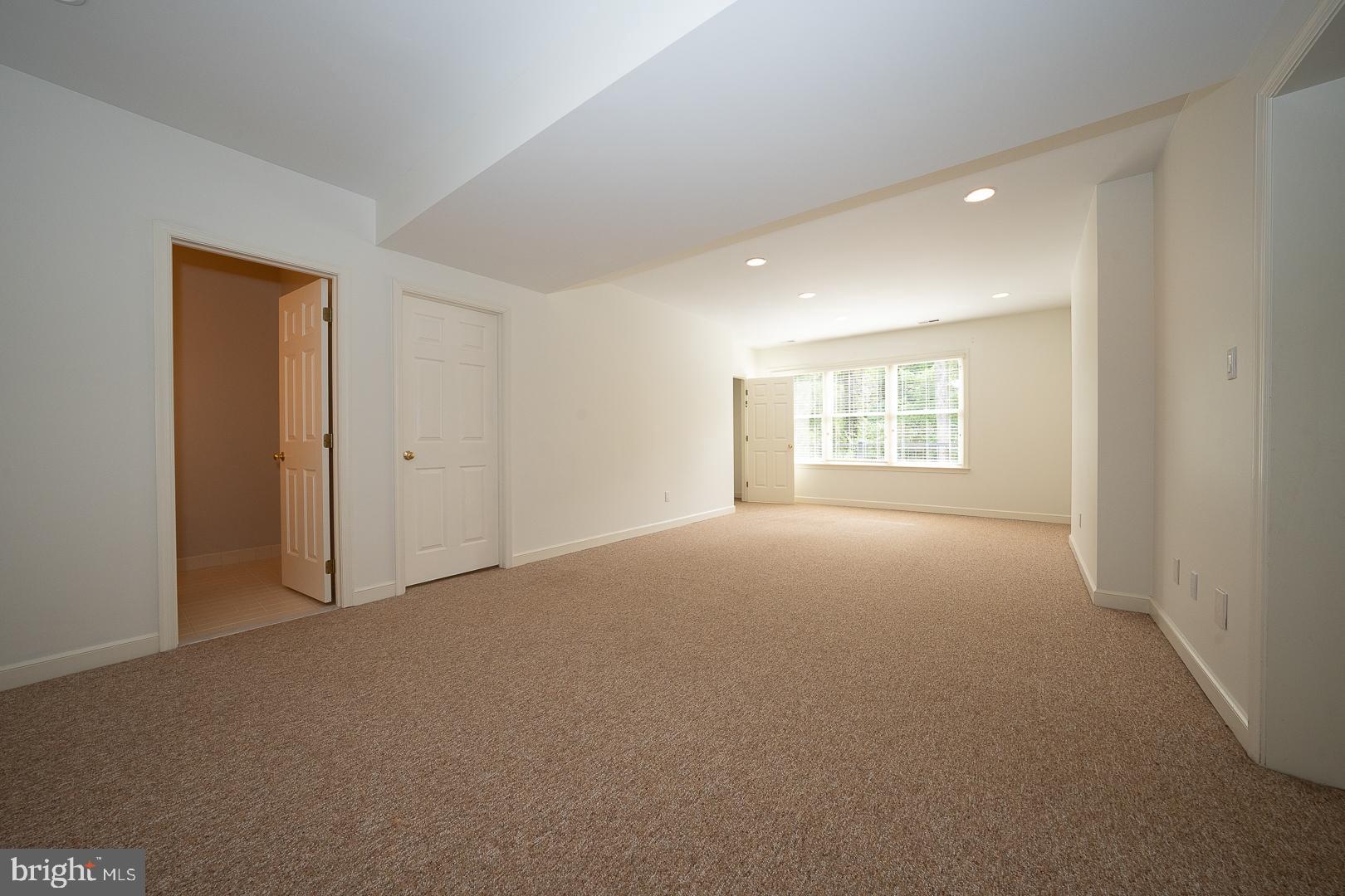 SUNWOOD FARM - Residential