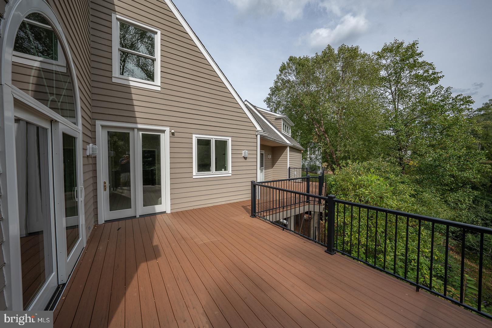 SUNWOOD FARM - Residential