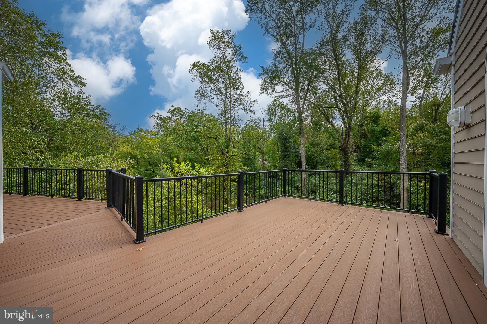 SUNWOOD FARM - Residential