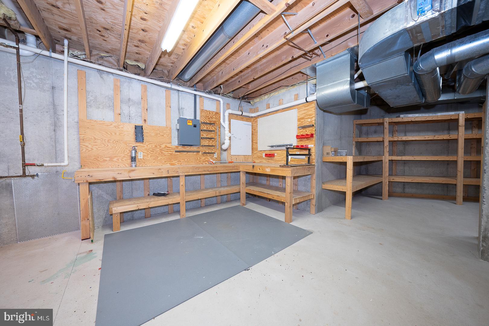 SUNWOOD FARM - Residential