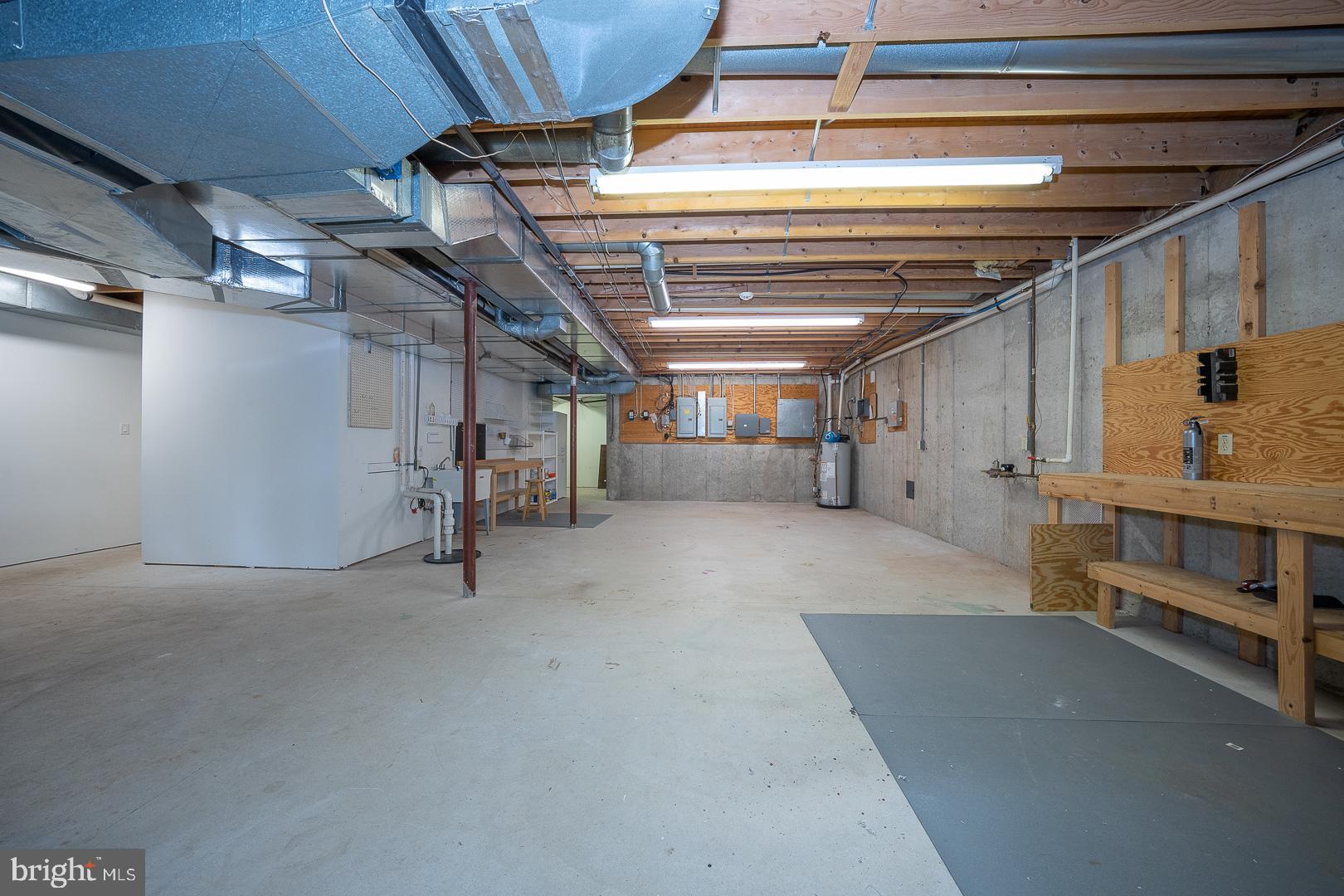 SUNWOOD FARM - Residential