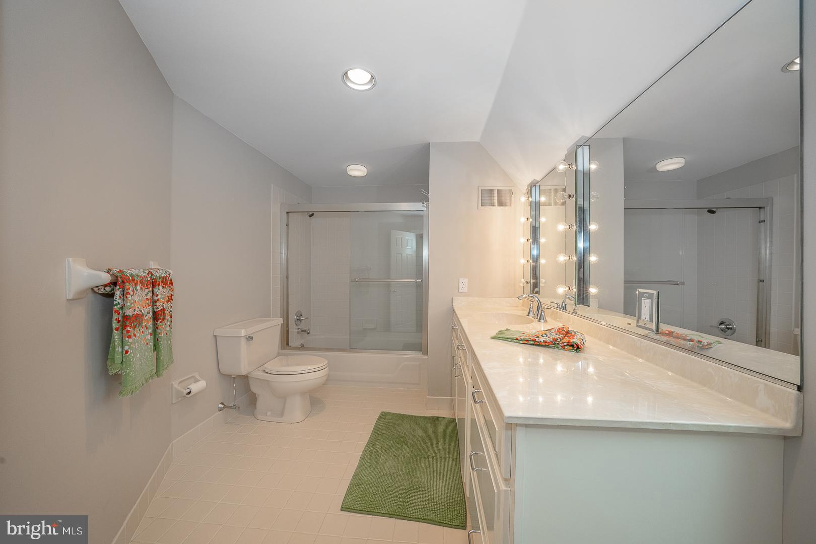 SUNWOOD FARM - Residential