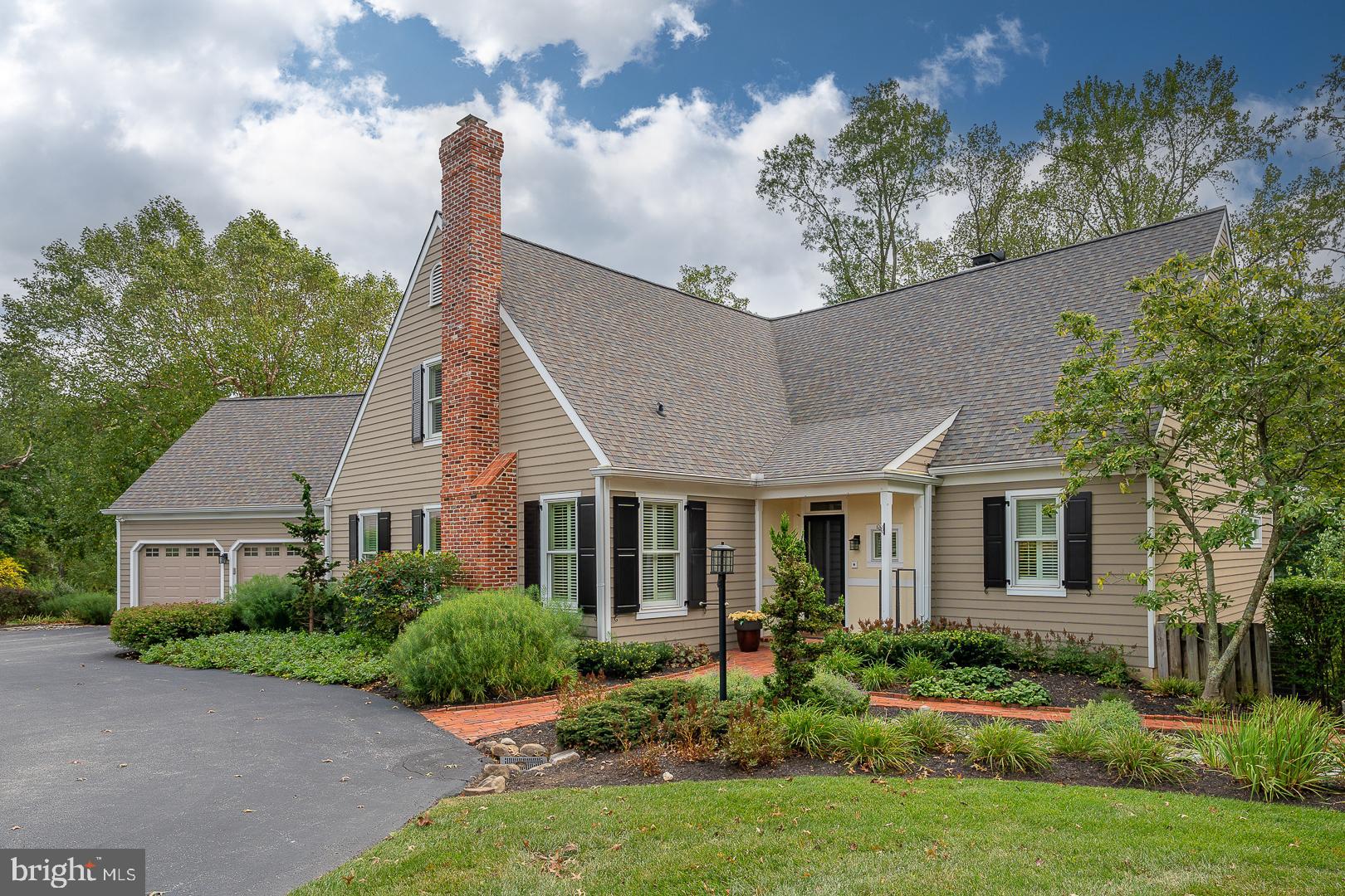 SUNWOOD FARM - Residential