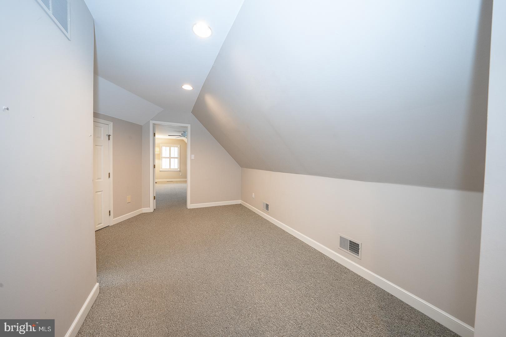 SUNWOOD FARM - Residential