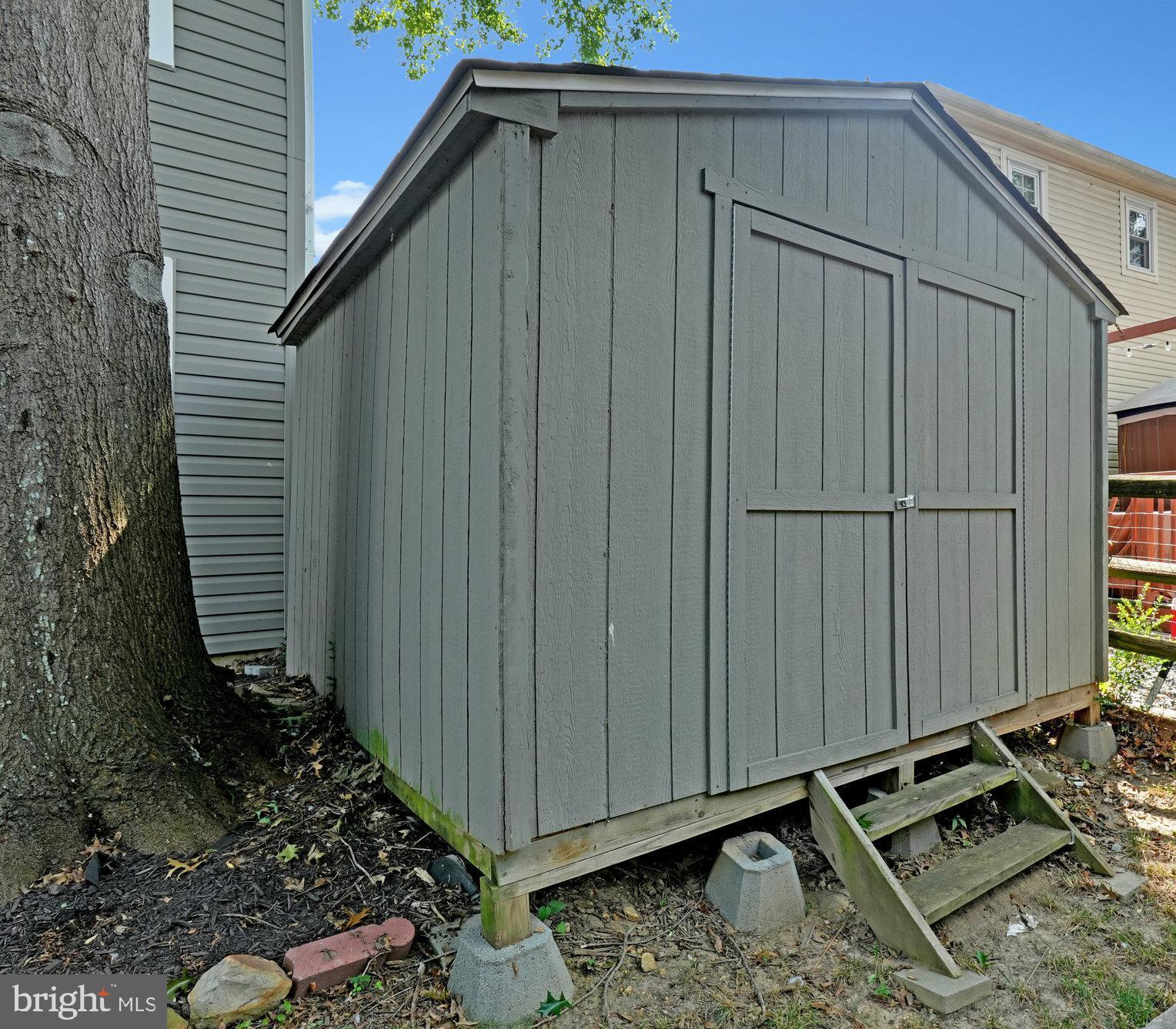 HUNTINGTON - Residential