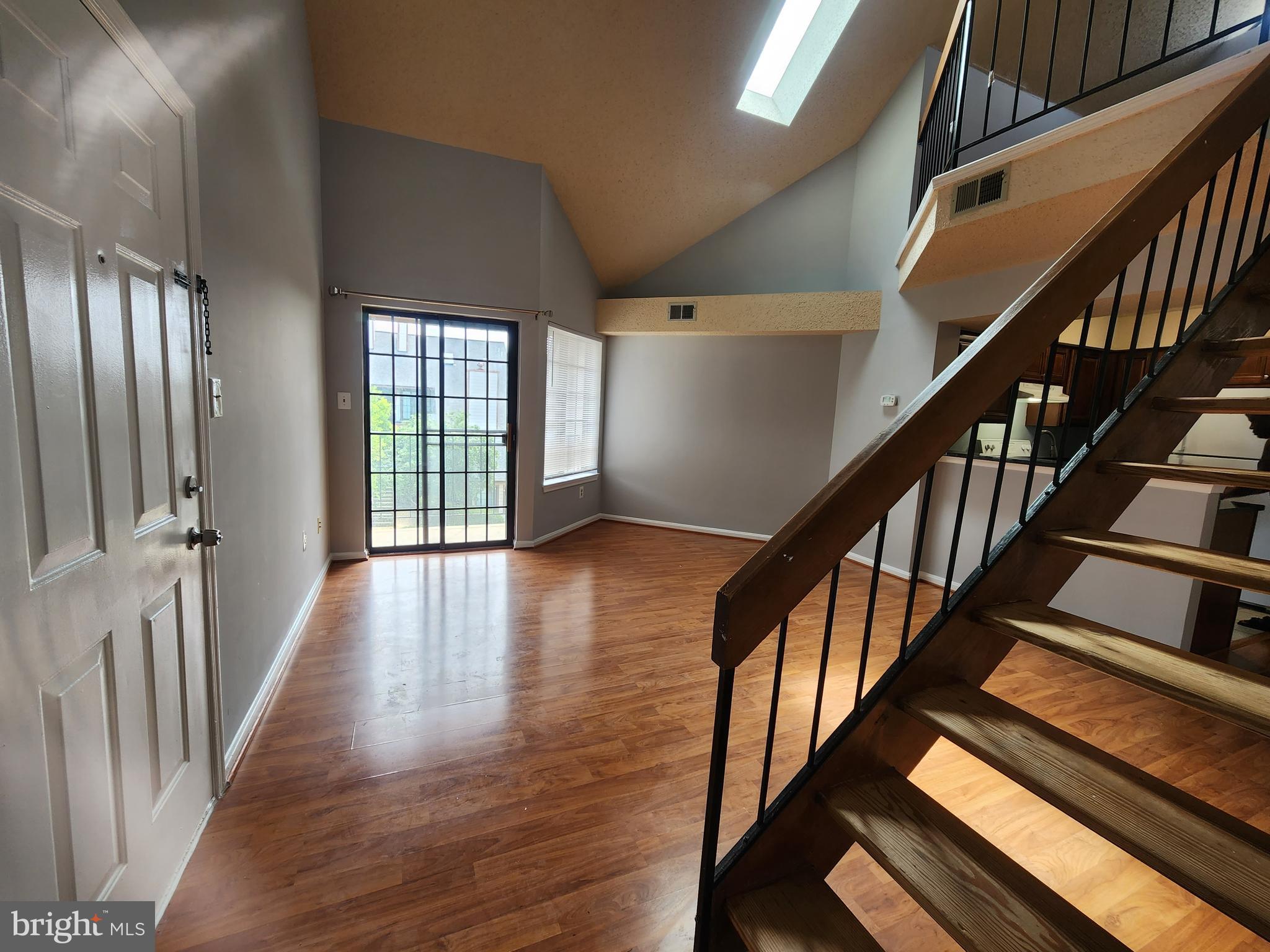 THE TIERS OF LAUREL LAKE - Residential Lease