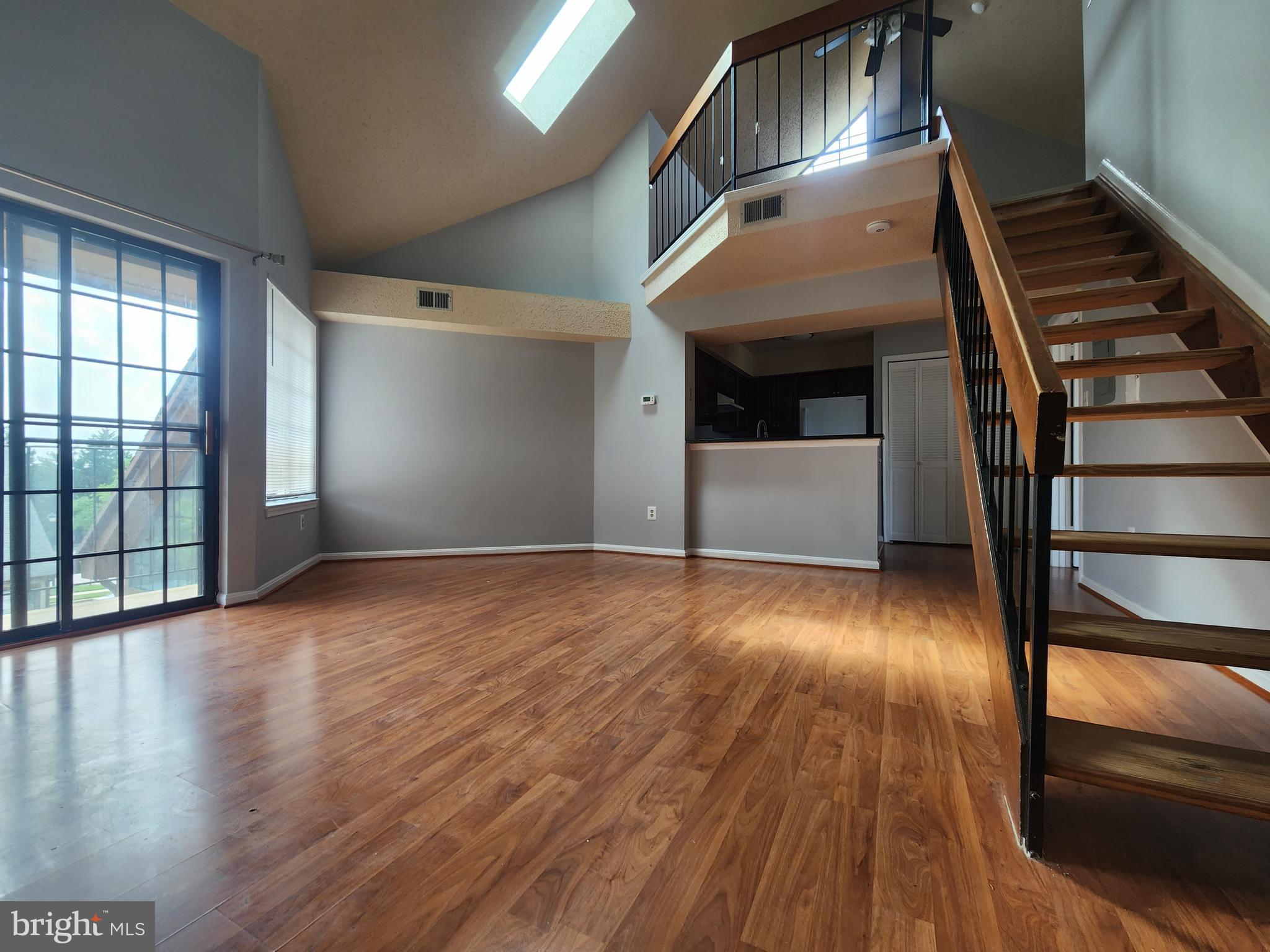 THE TIERS OF LAUREL LAKE - Residential Lease