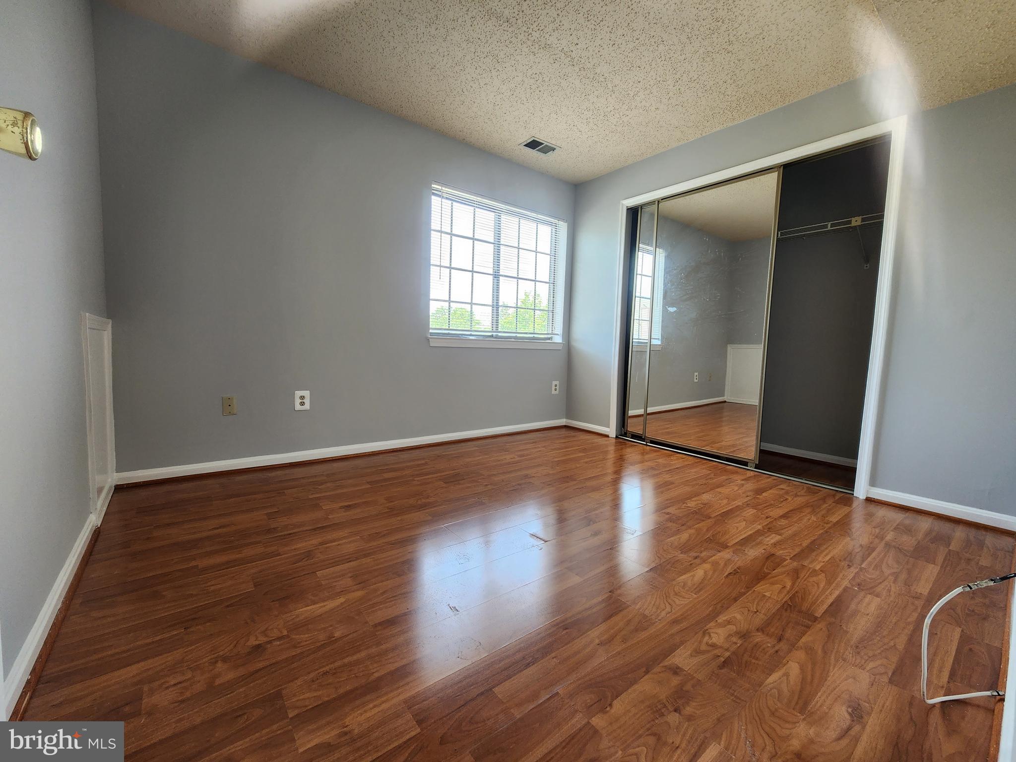 THE TIERS OF LAUREL LAKE - Residential Lease