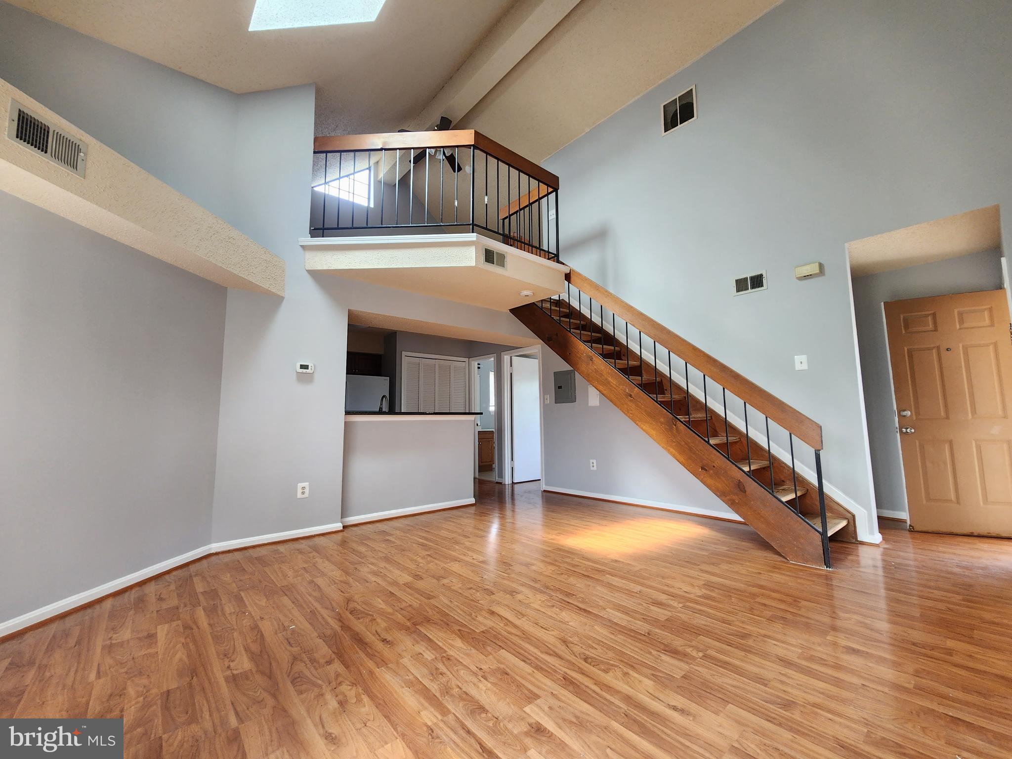 THE TIERS OF LAUREL LAKE - Residential Lease