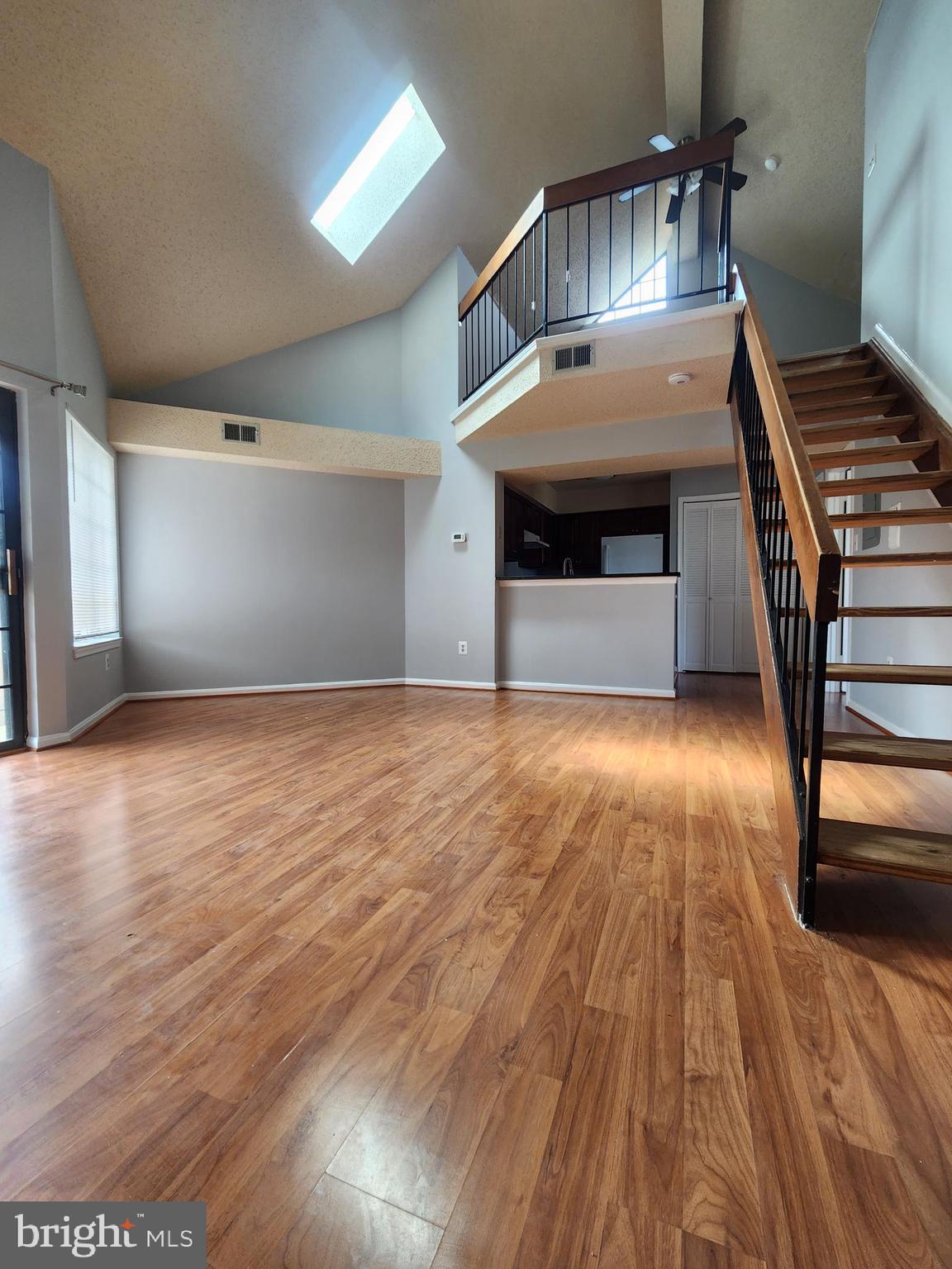 THE TIERS OF LAUREL LAKE - Residential Lease