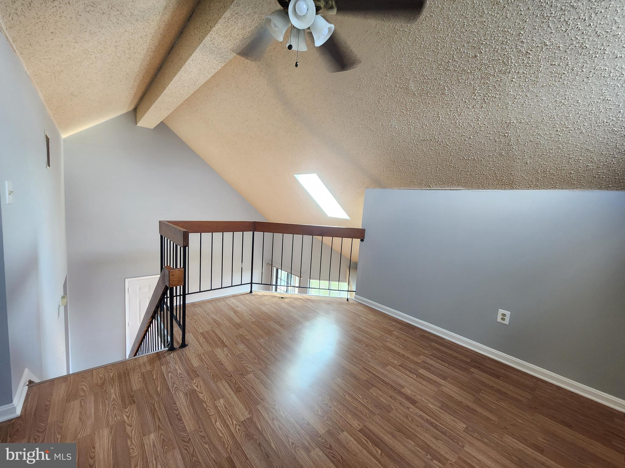 THE TIERS OF LAUREL LAKE - Residential Lease