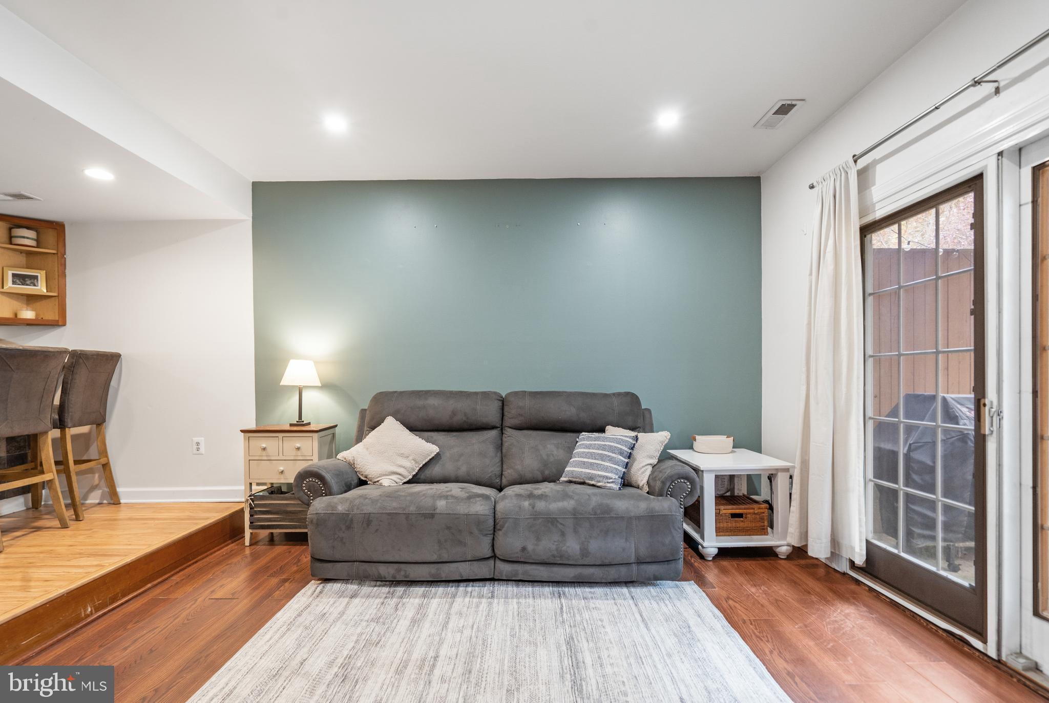 WALNUT RIDGE - Residential