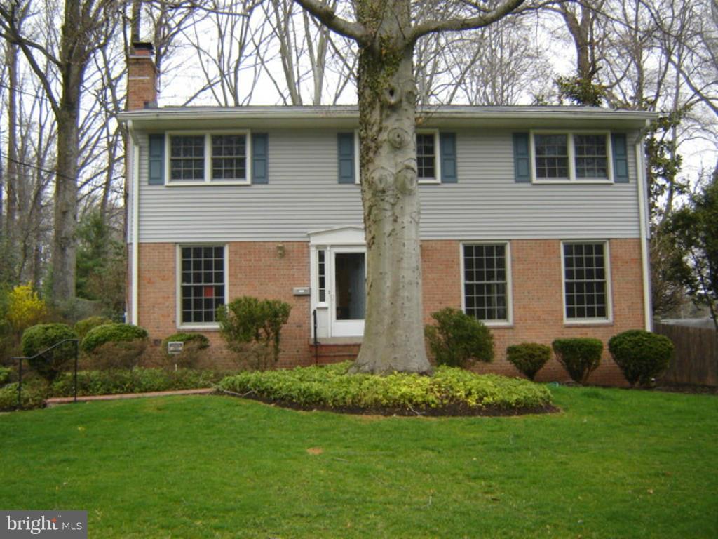 MOSBY WOODS - Residential