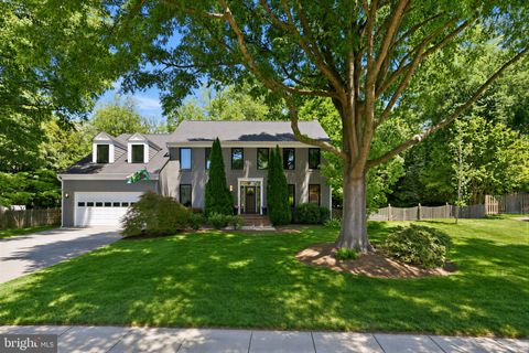 Photo of 7713 Midday Lane, ALEXANDRIA, VA 22306 (MLS # VAFX2307848)