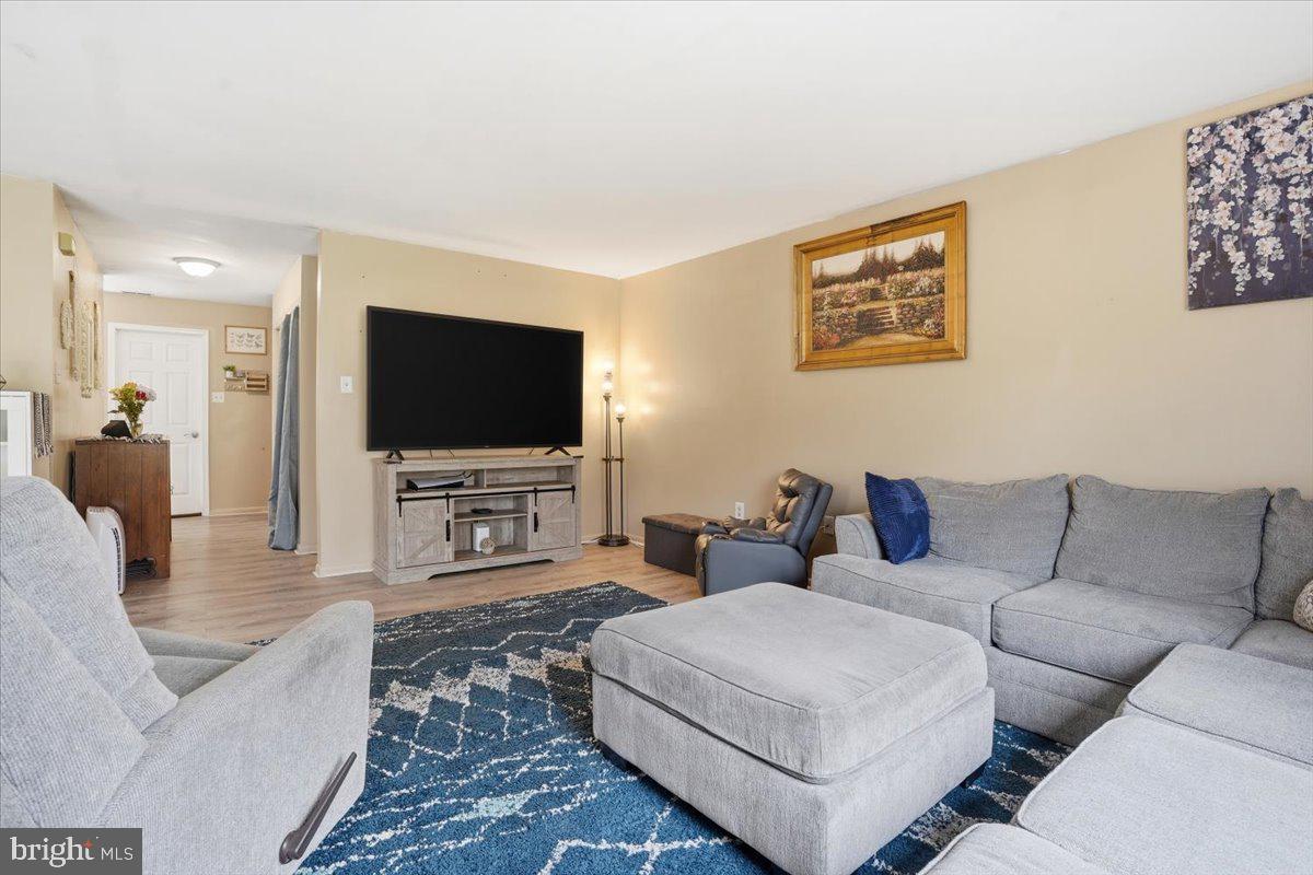 PINE BROOK - Residential