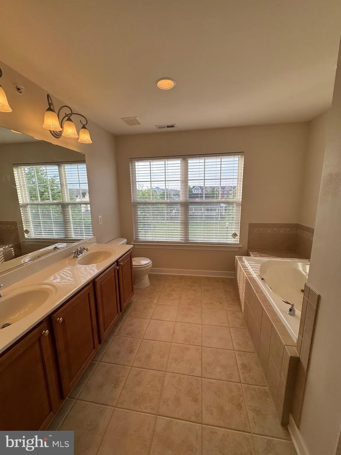 Lewes, Delaware 19958, United States, 4 Bedrooms Bedrooms, ,4 BathroomsBathrooms,Residential,Active,81039