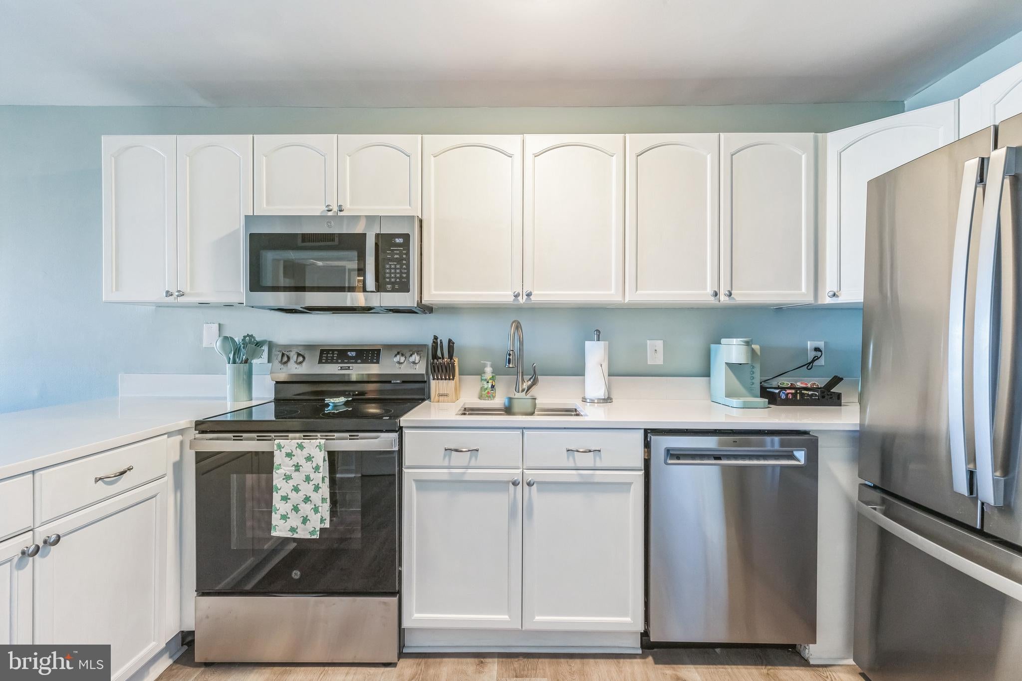 510 PENGUIN DRIVE 301B