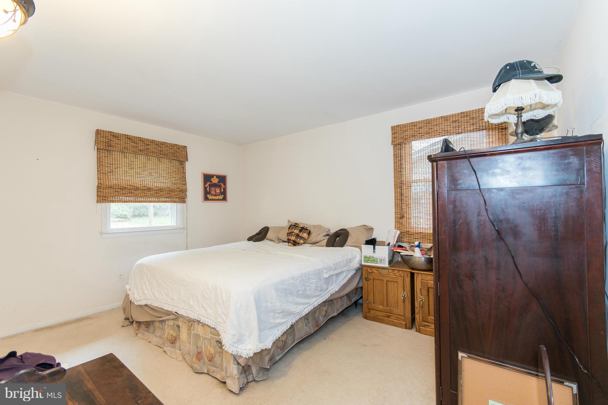 MOSBY WOODS - Residential