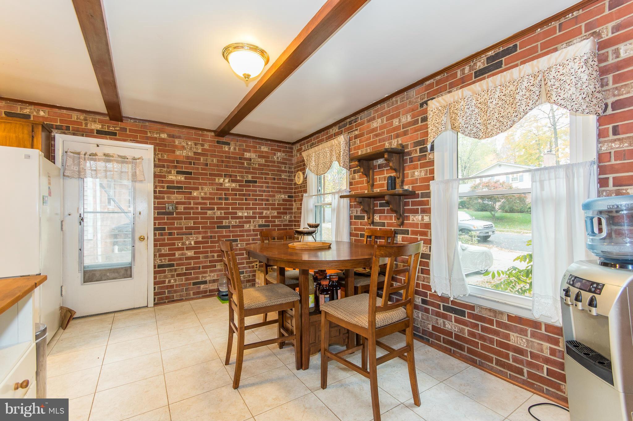 MOSBY WOODS - Residential