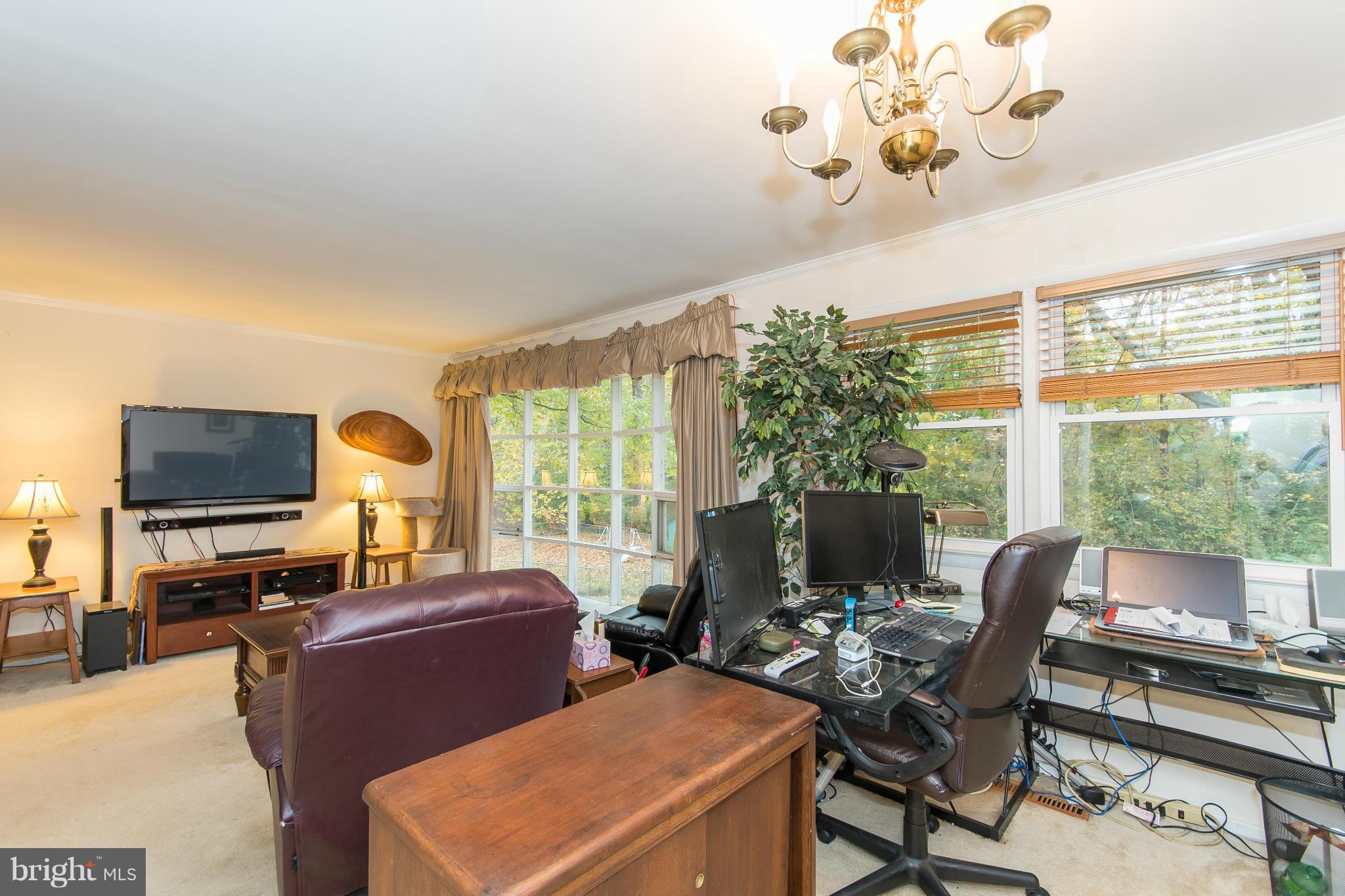 MOSBY WOODS - Residential