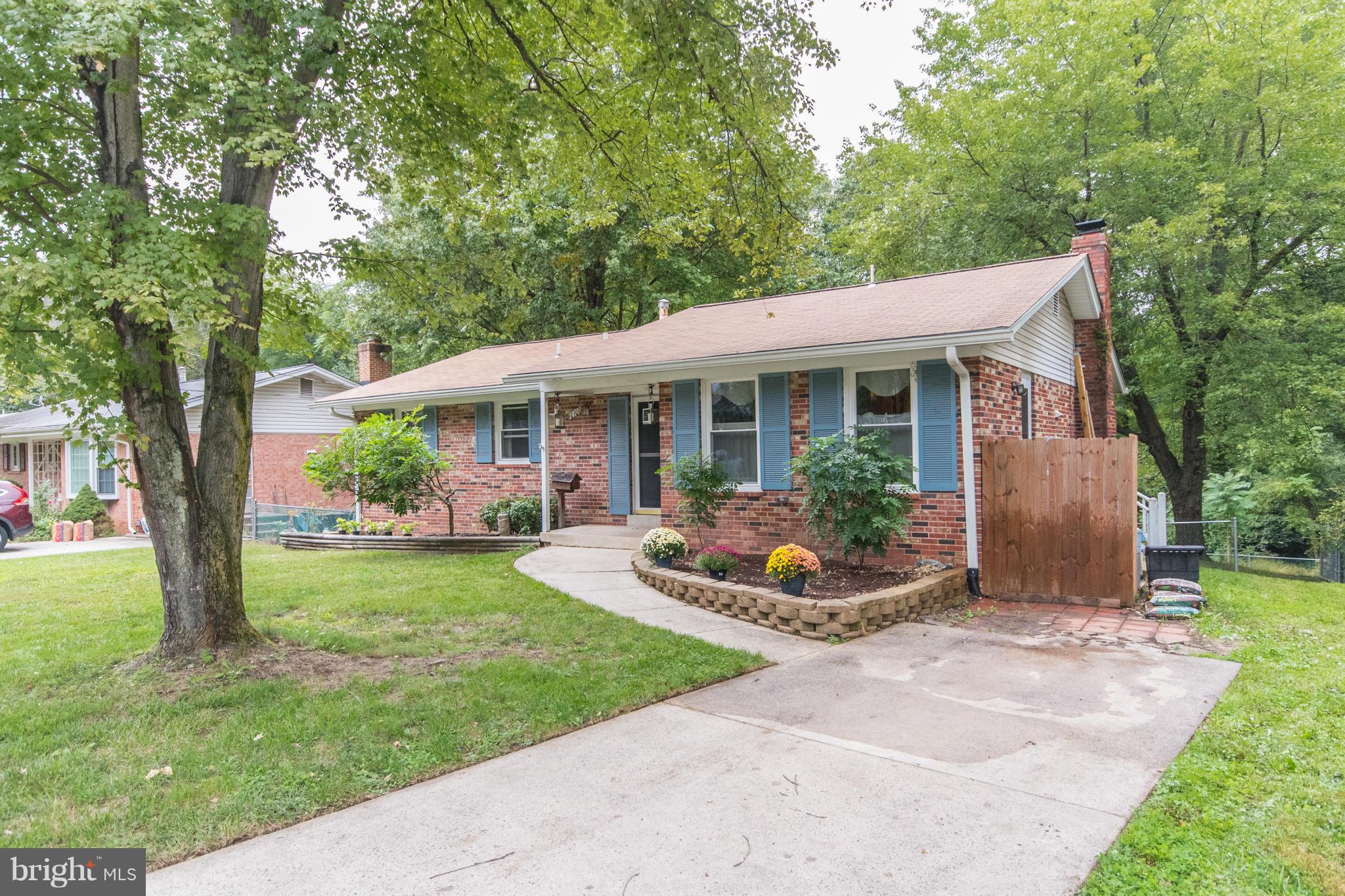 MOSBY WOODS - Residential