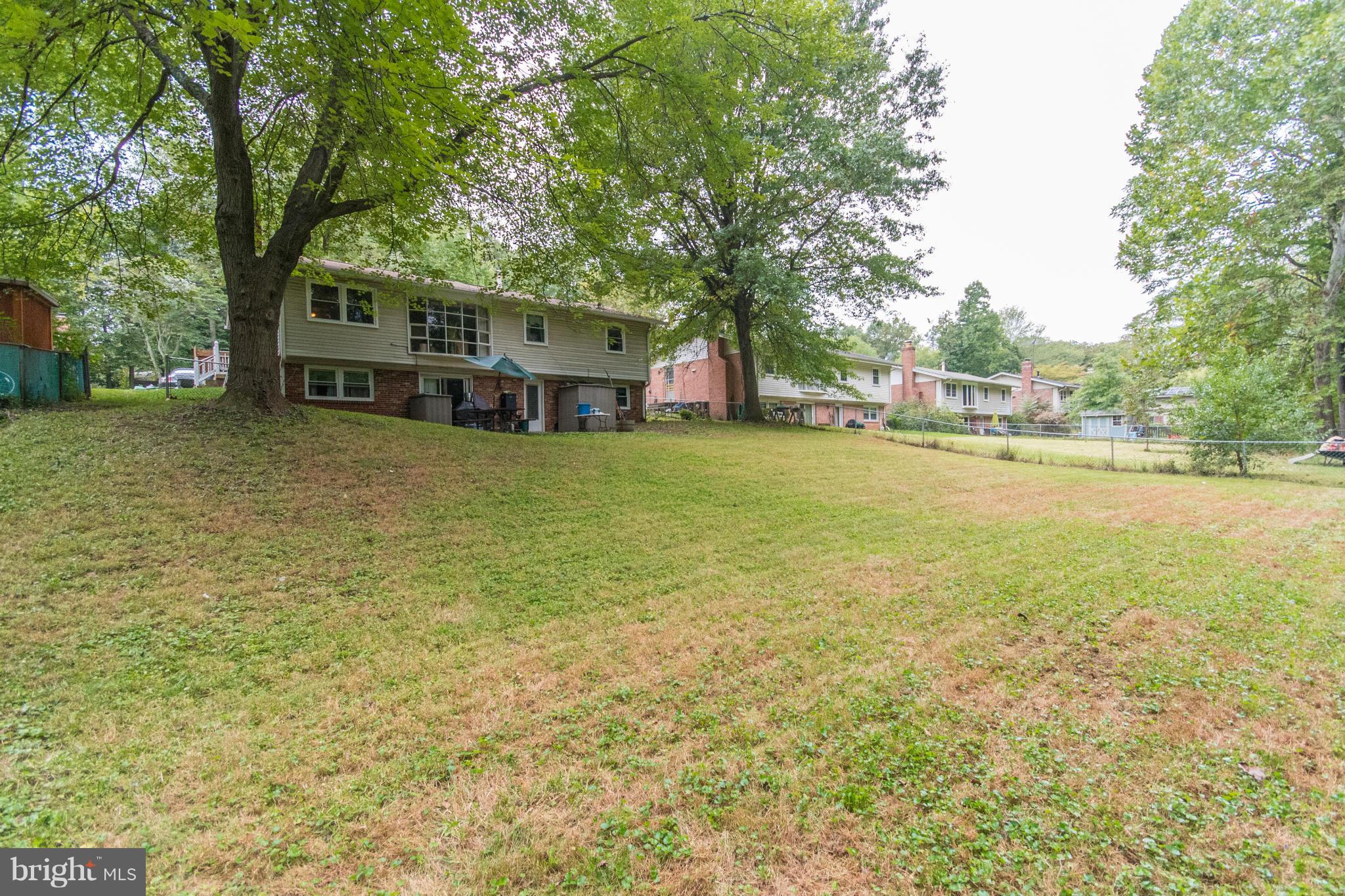 MOSBY WOODS - Residential