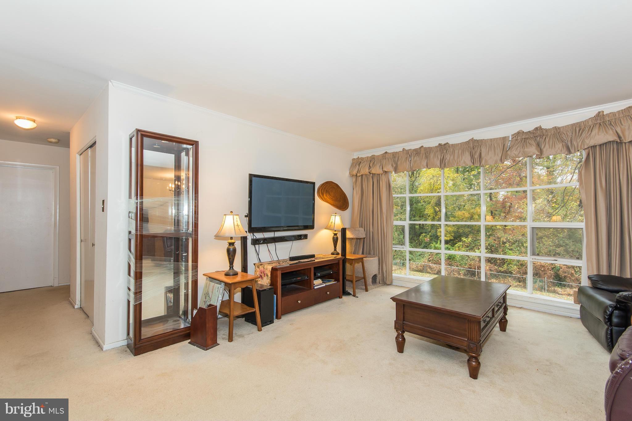 MOSBY WOODS - Residential