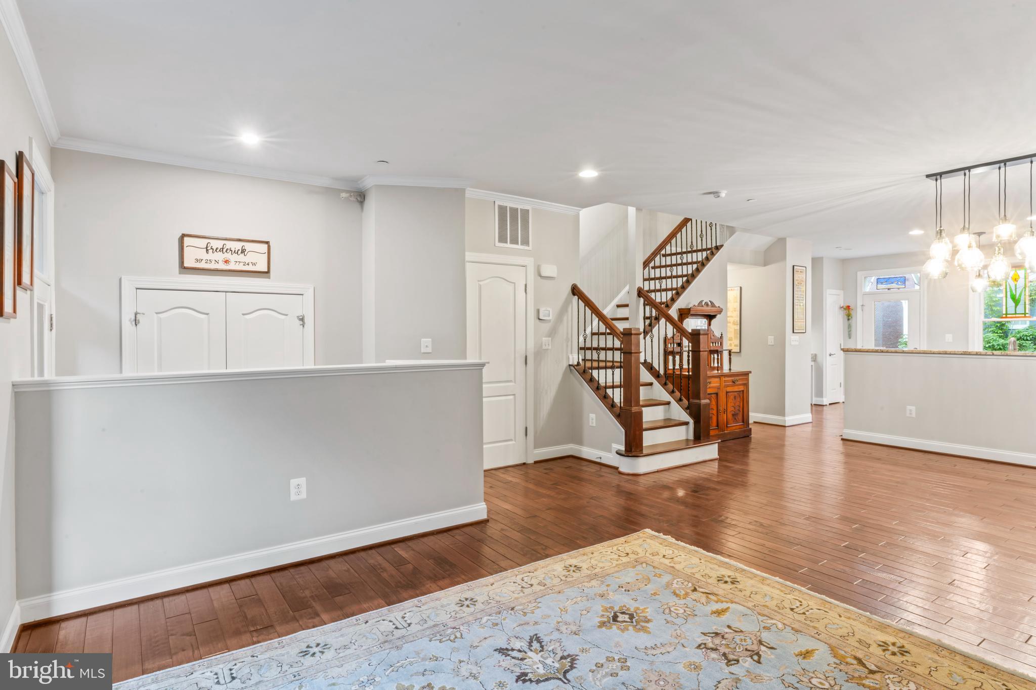MAXWELL SQUARE - Residential